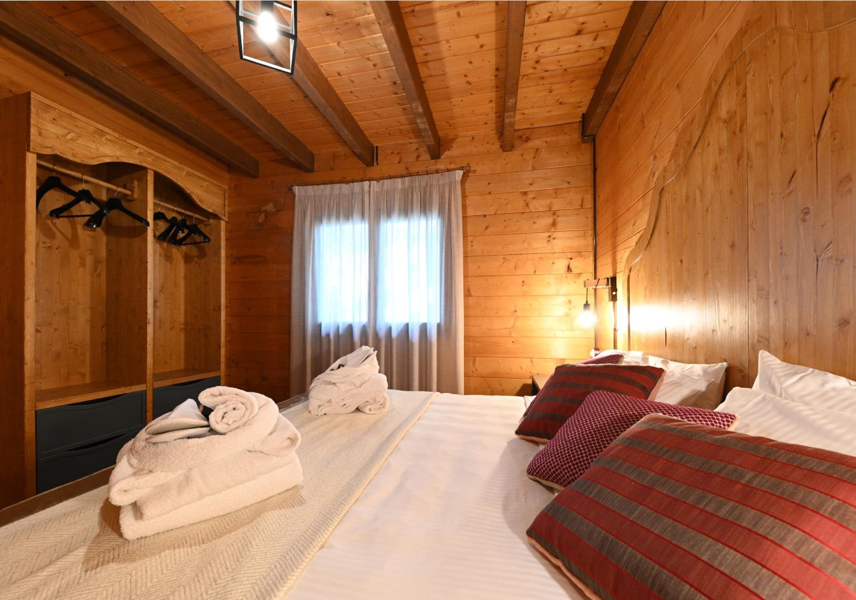 Superior Chalet - Photo 16