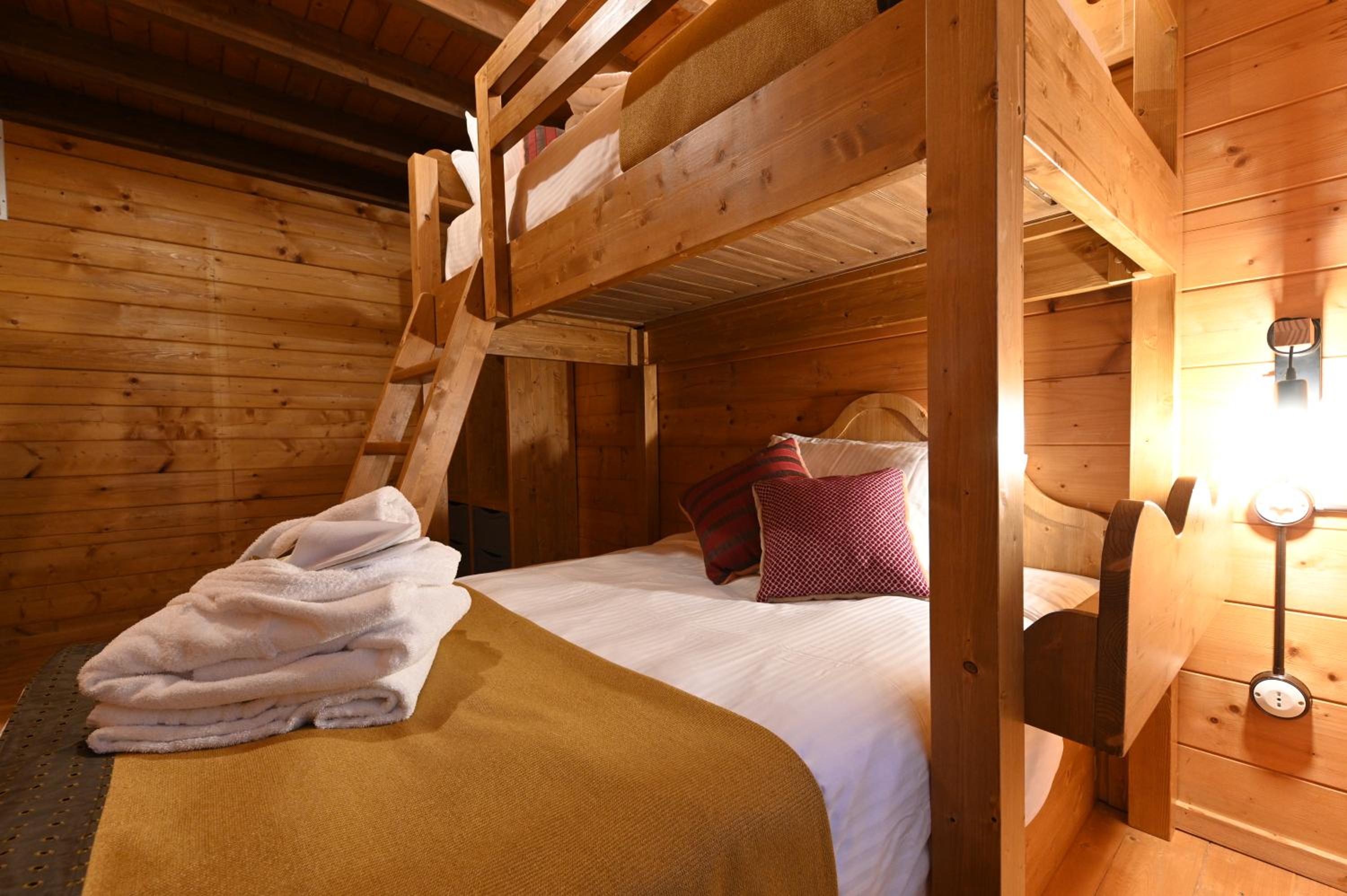 Superior Chalet - Photo 7