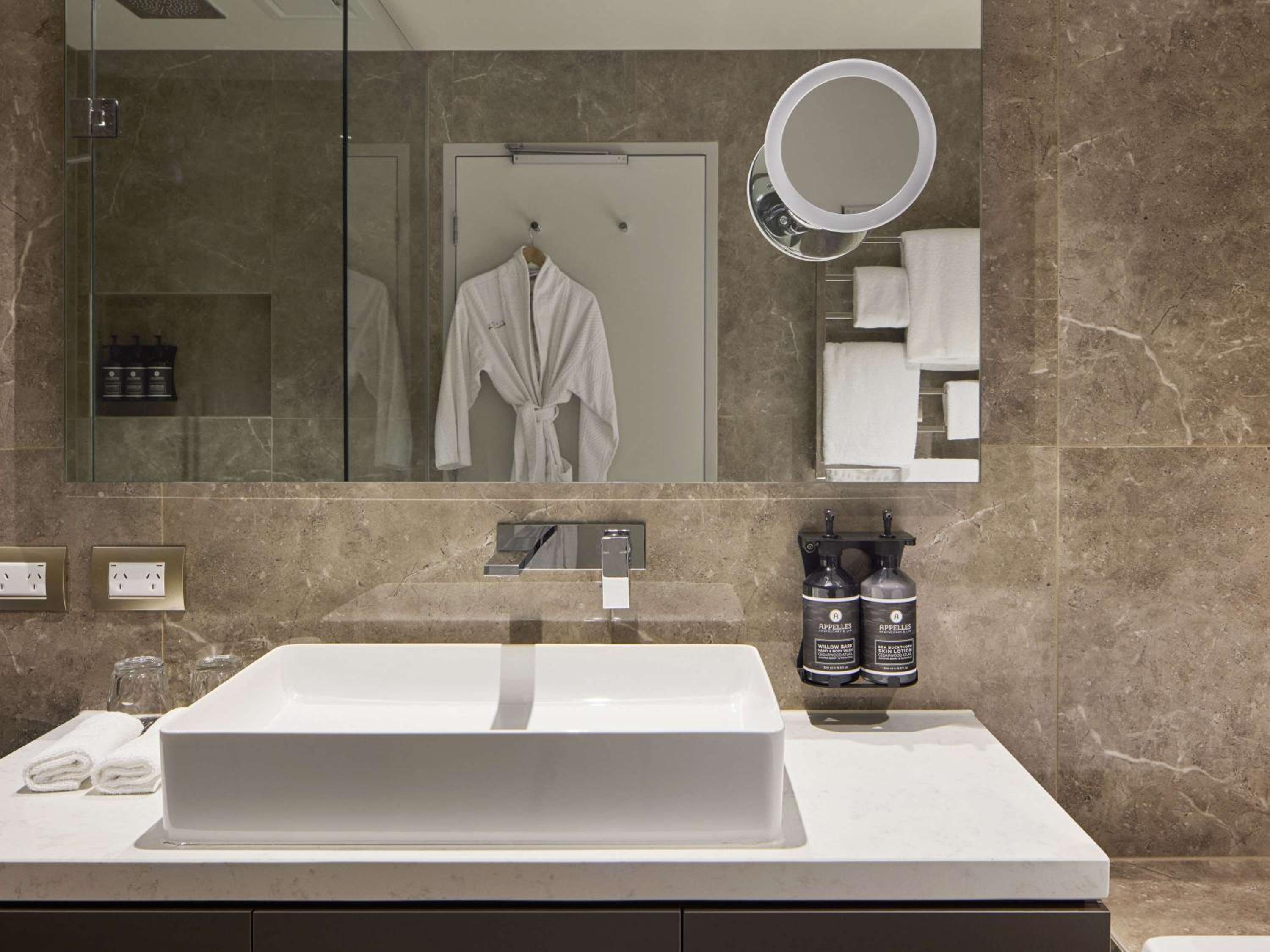 North Terrace Studio Suite - Photo 12
