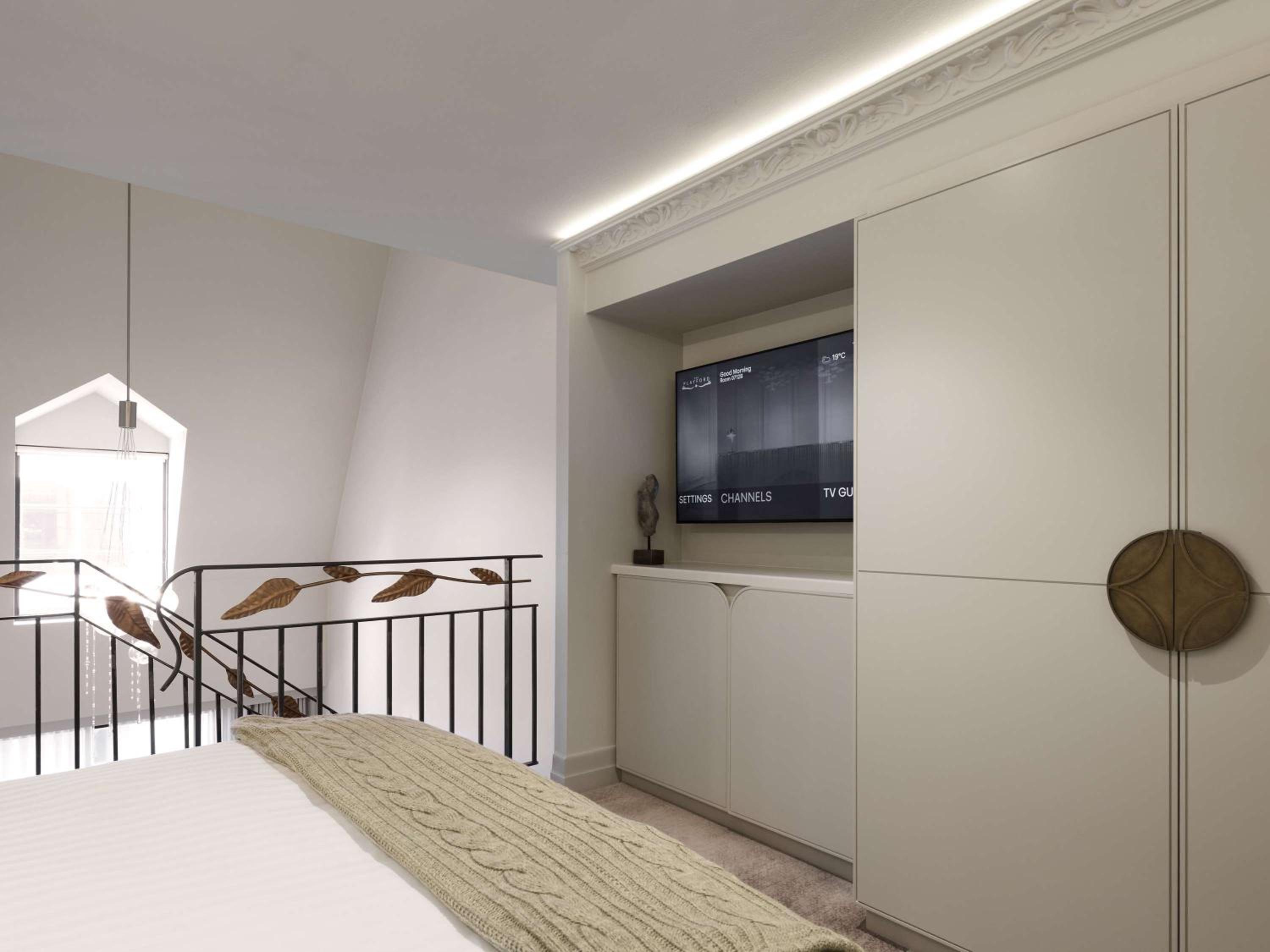 New York Style' Loft Suite with King Bed - Photo 10