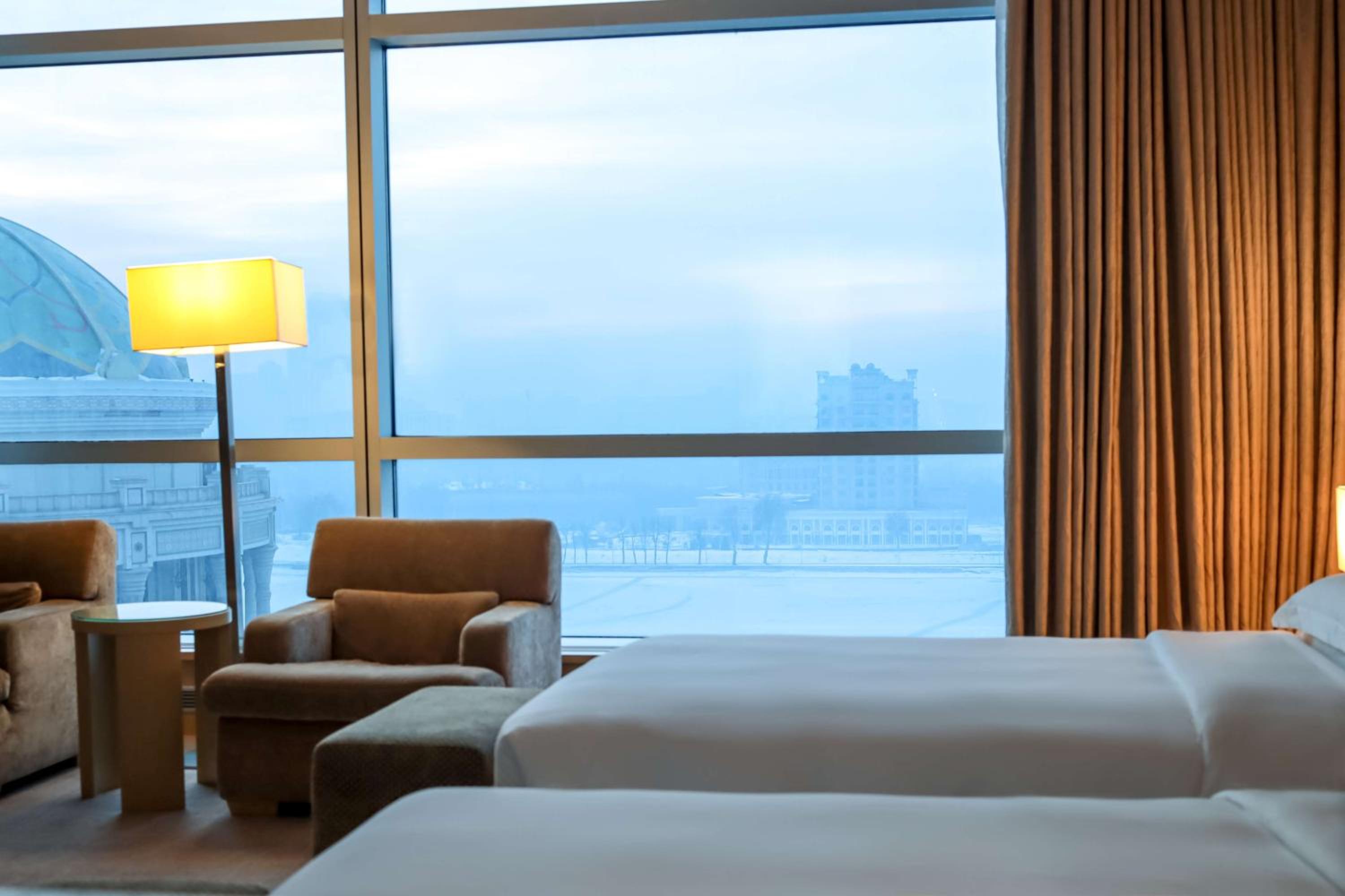 Twin Room with Lake View - Club Access