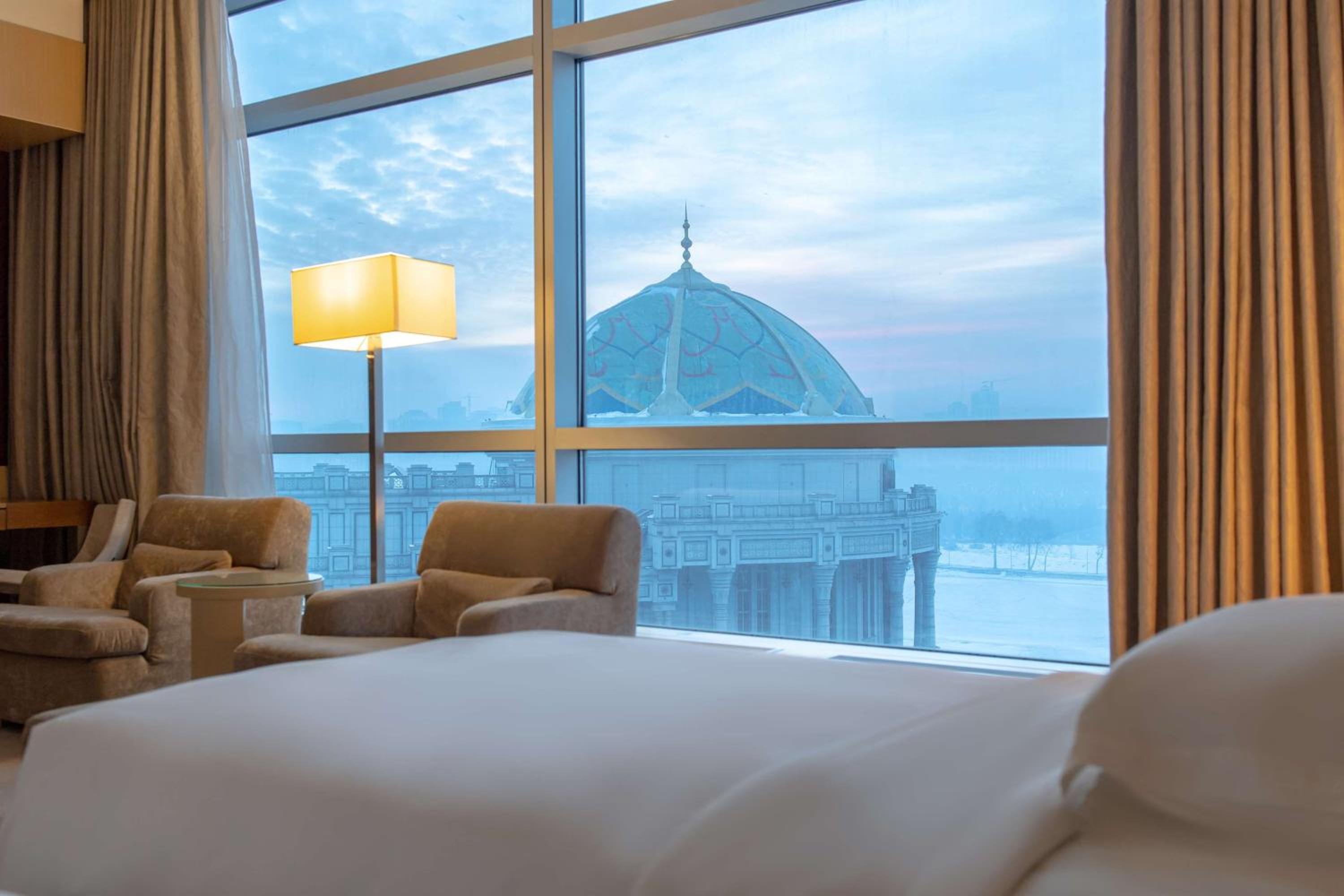 Twin Room with Lake View photo 2