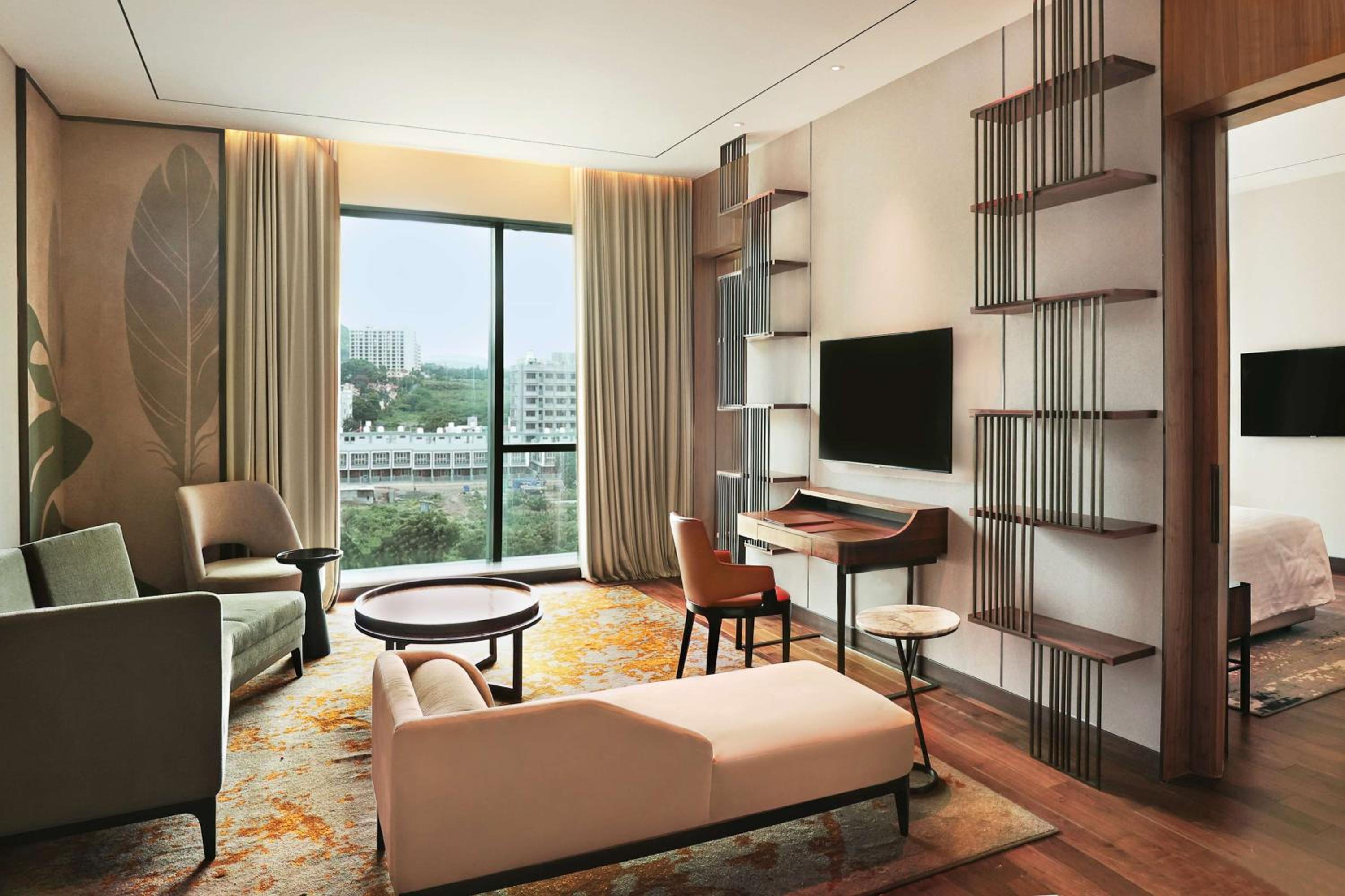 Deluxe Suite photo