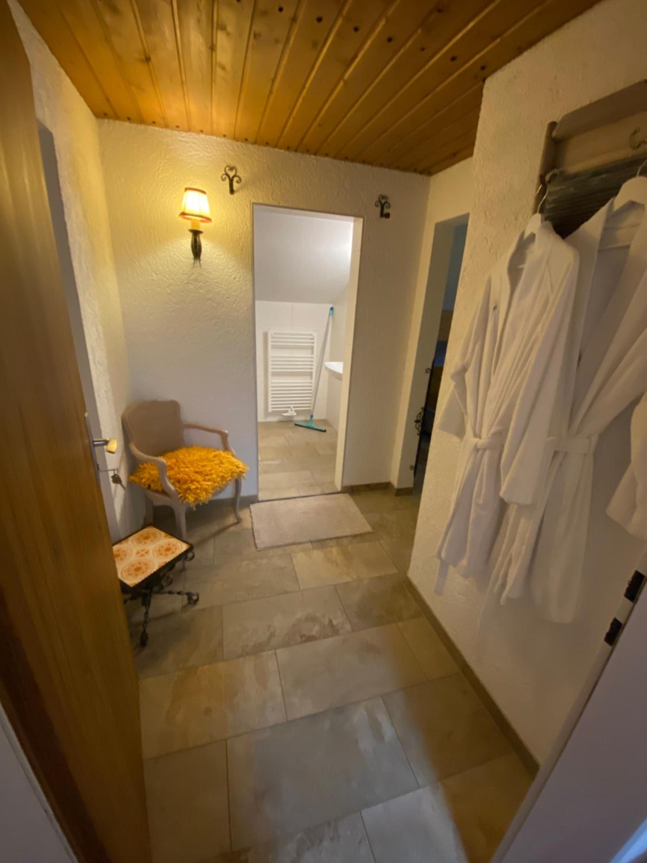 Double Room with Private Bathroom photo 2