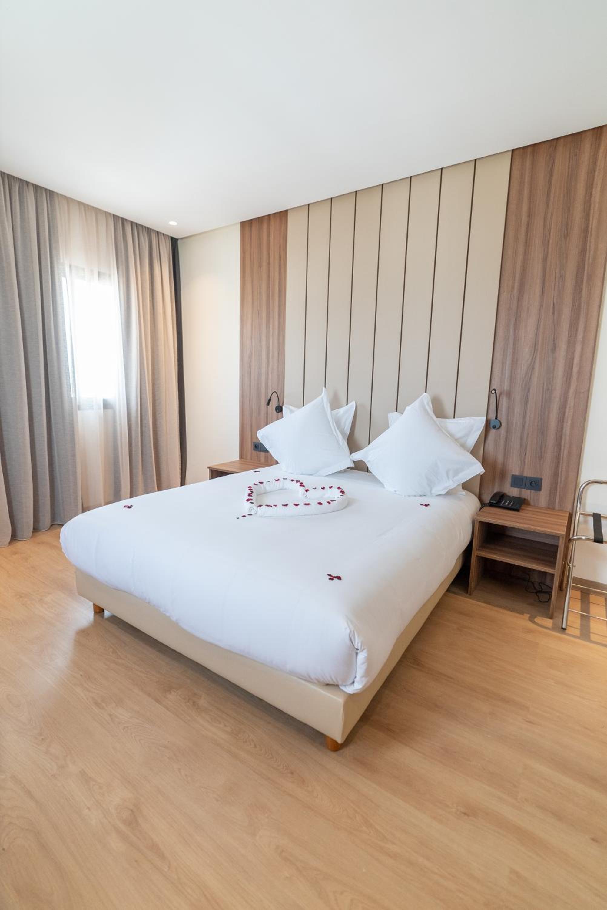 Double Room - Photo 3