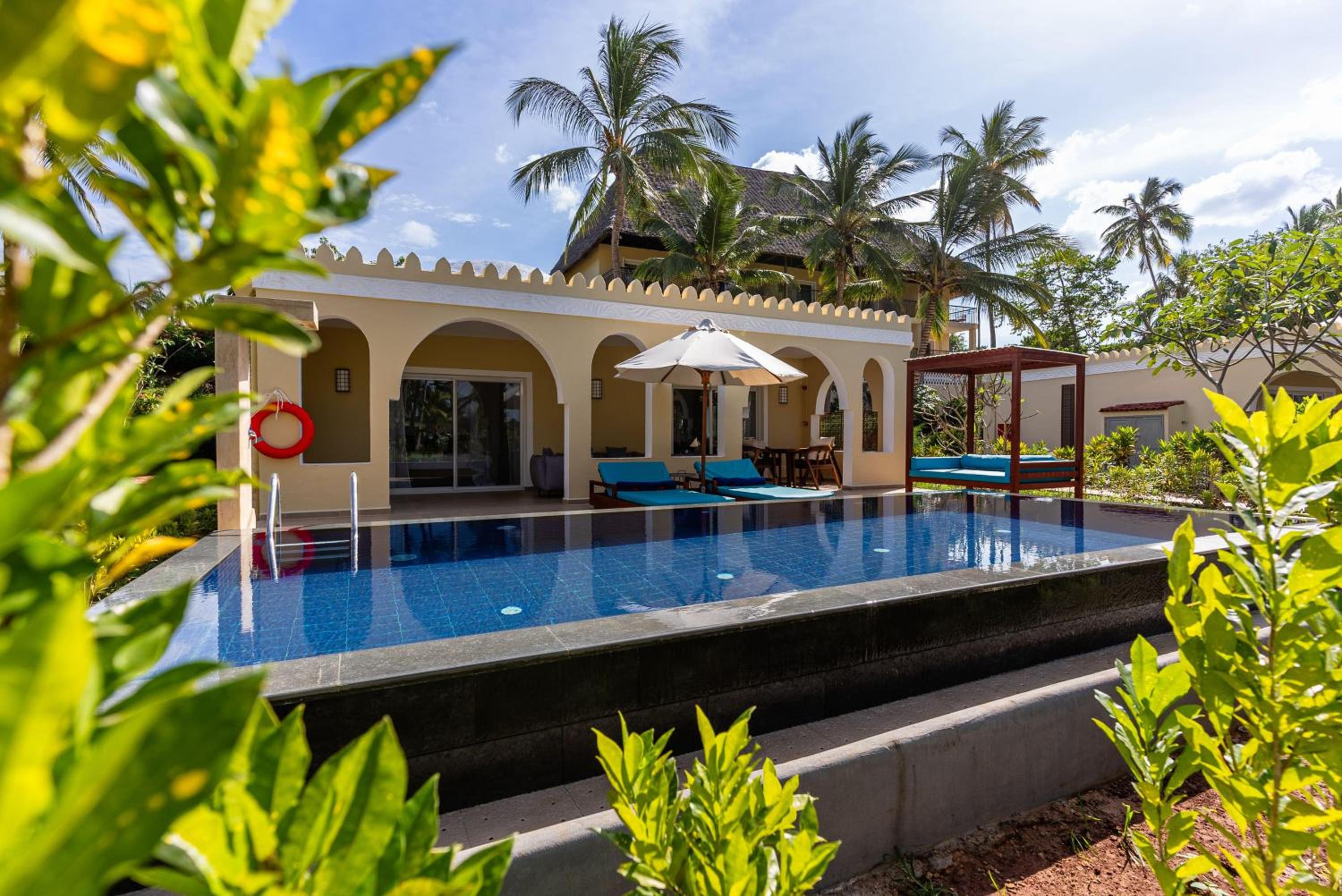 Villa with Private Pool photo 1