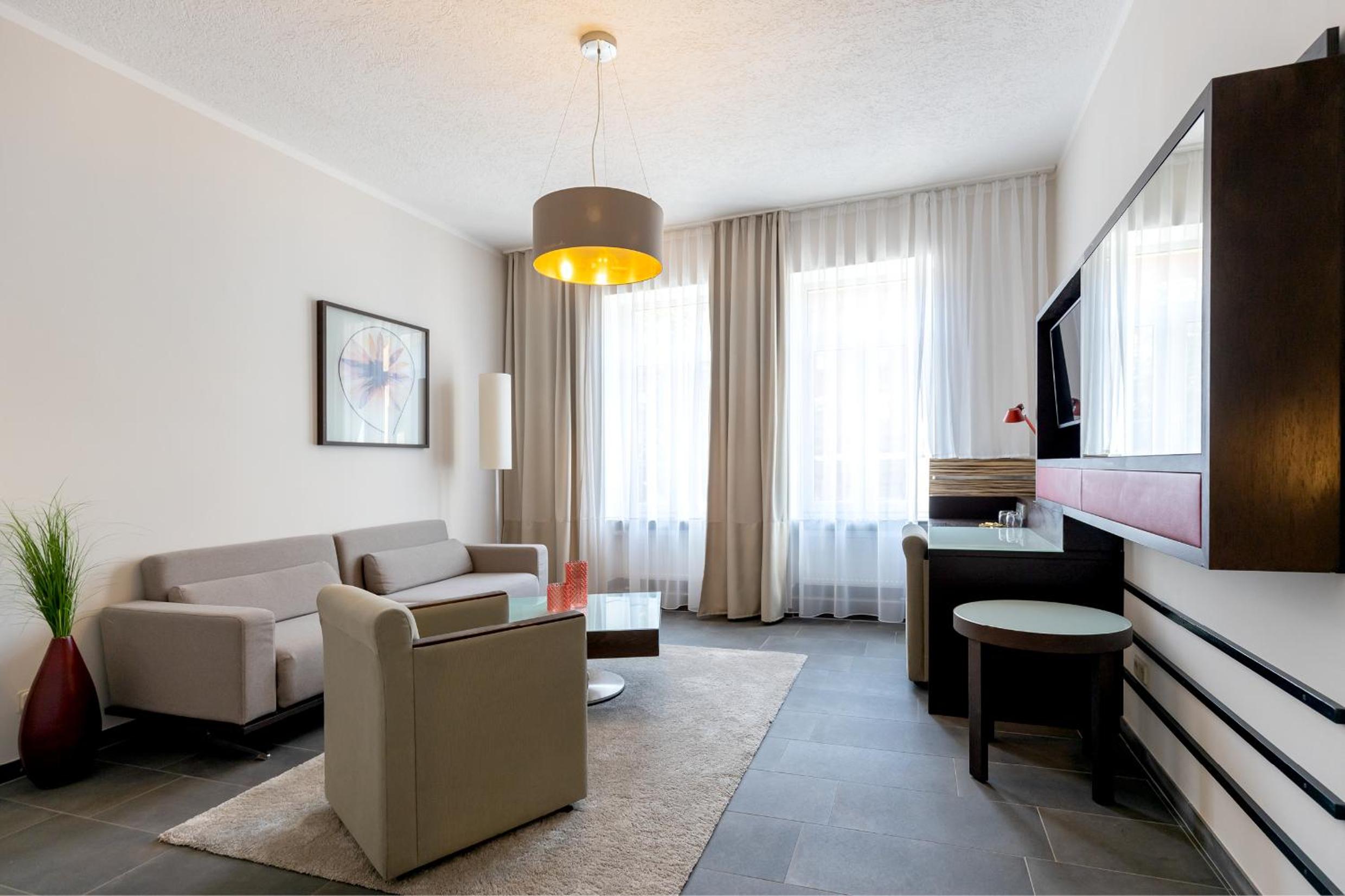 Two-Bedroom Apartment - Photo 8