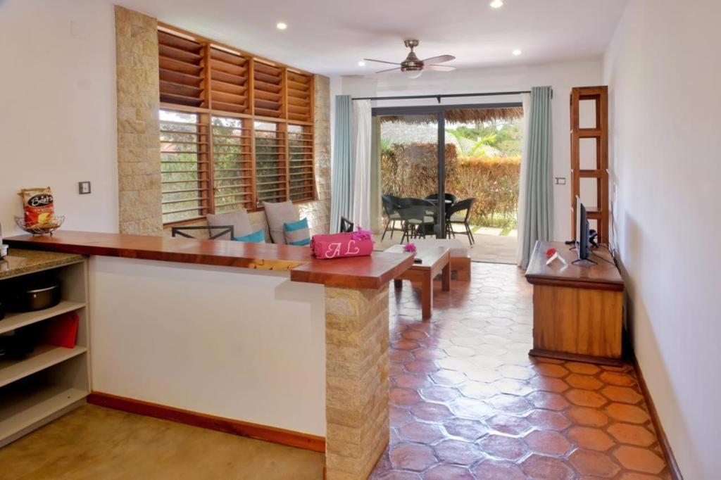One-Bedroom House photo 1