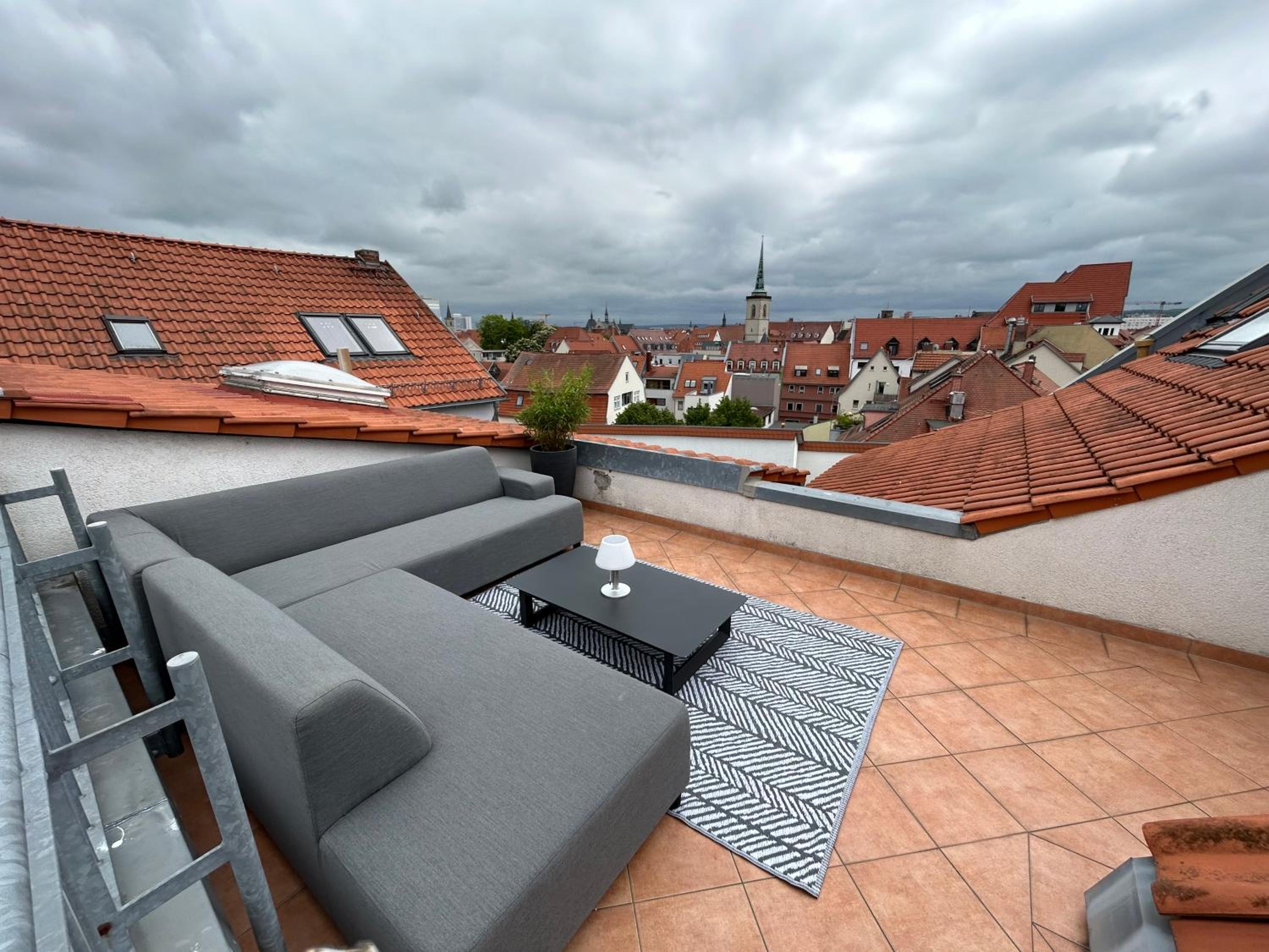 Duplex Suite - Photo 3