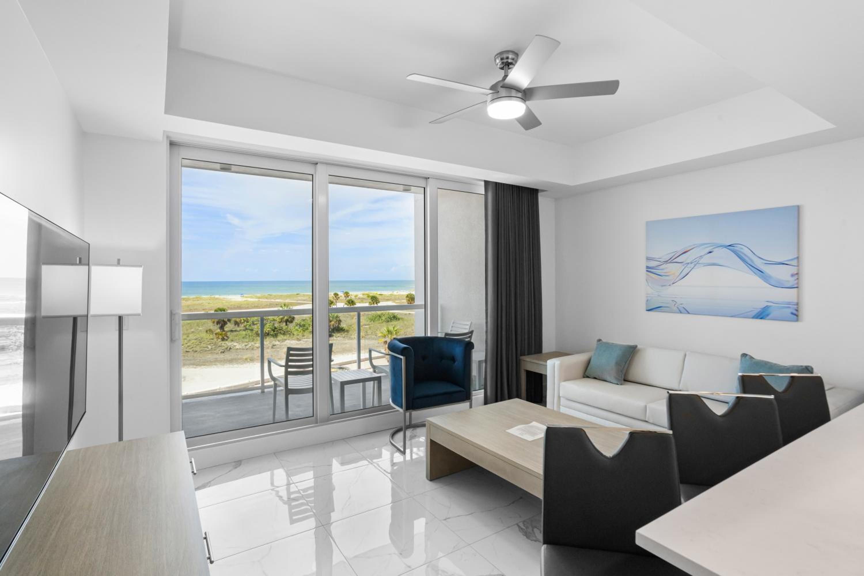 Deluxe Suite