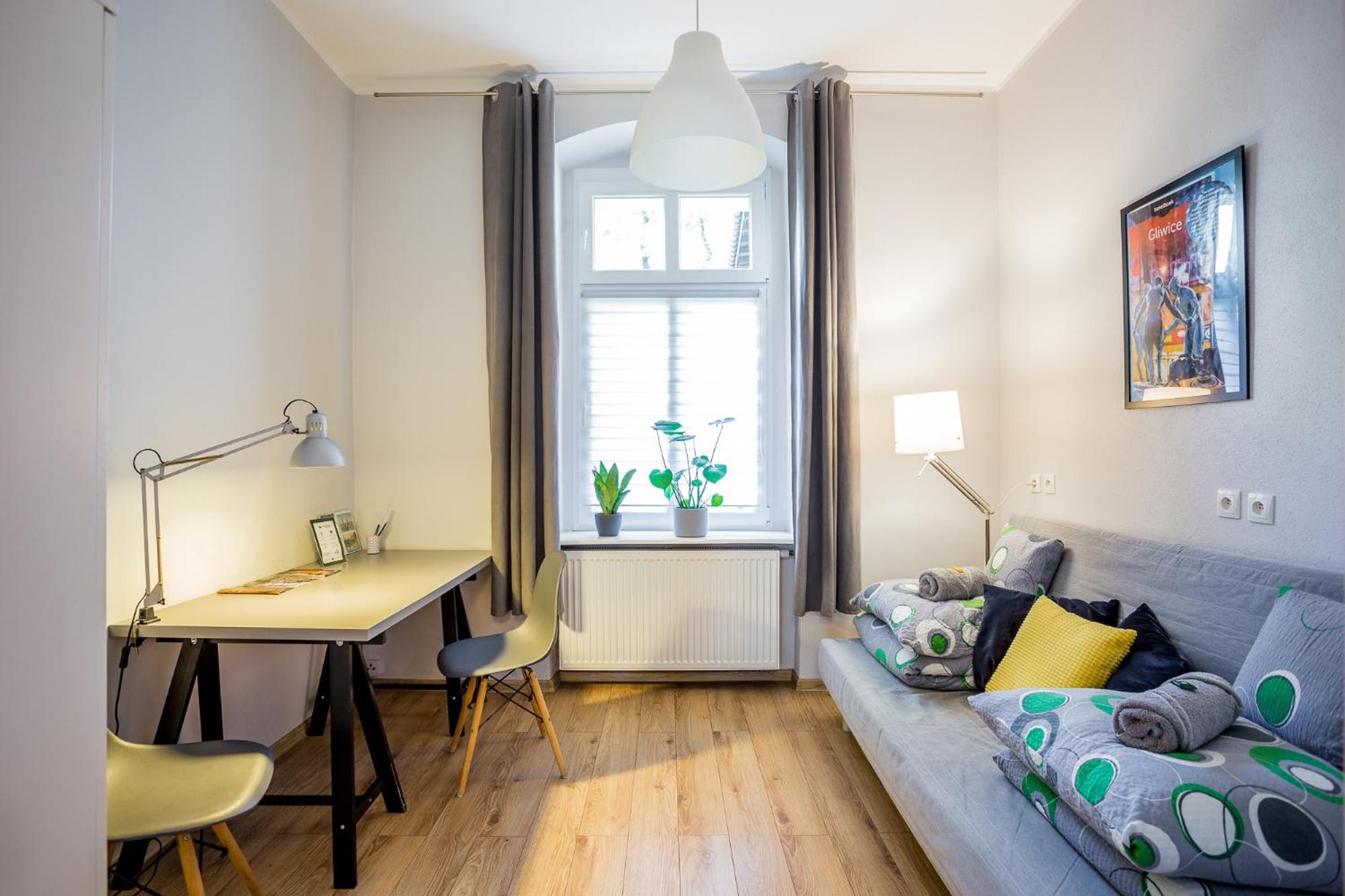 Standard Double Room with Shared Bathroom