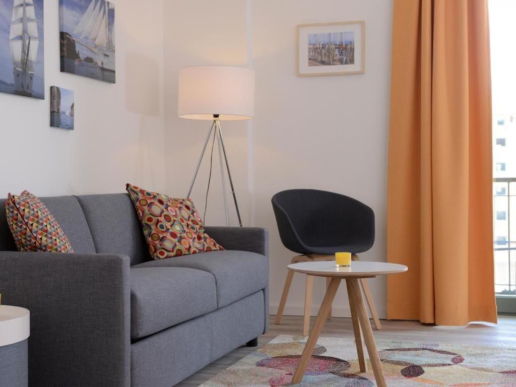 One-Bedroom Apartment with Balcony