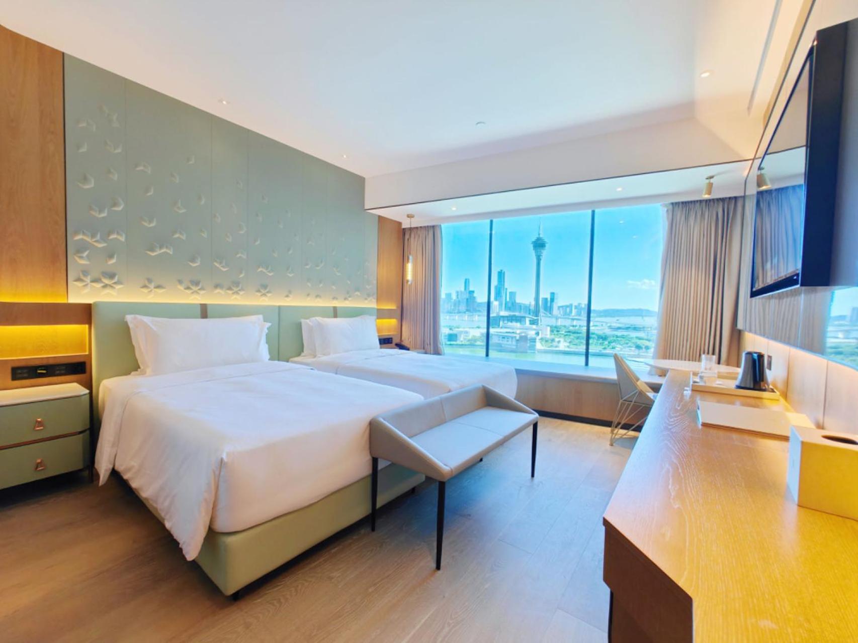 Deluxe Twin Room with Sea View photo 1