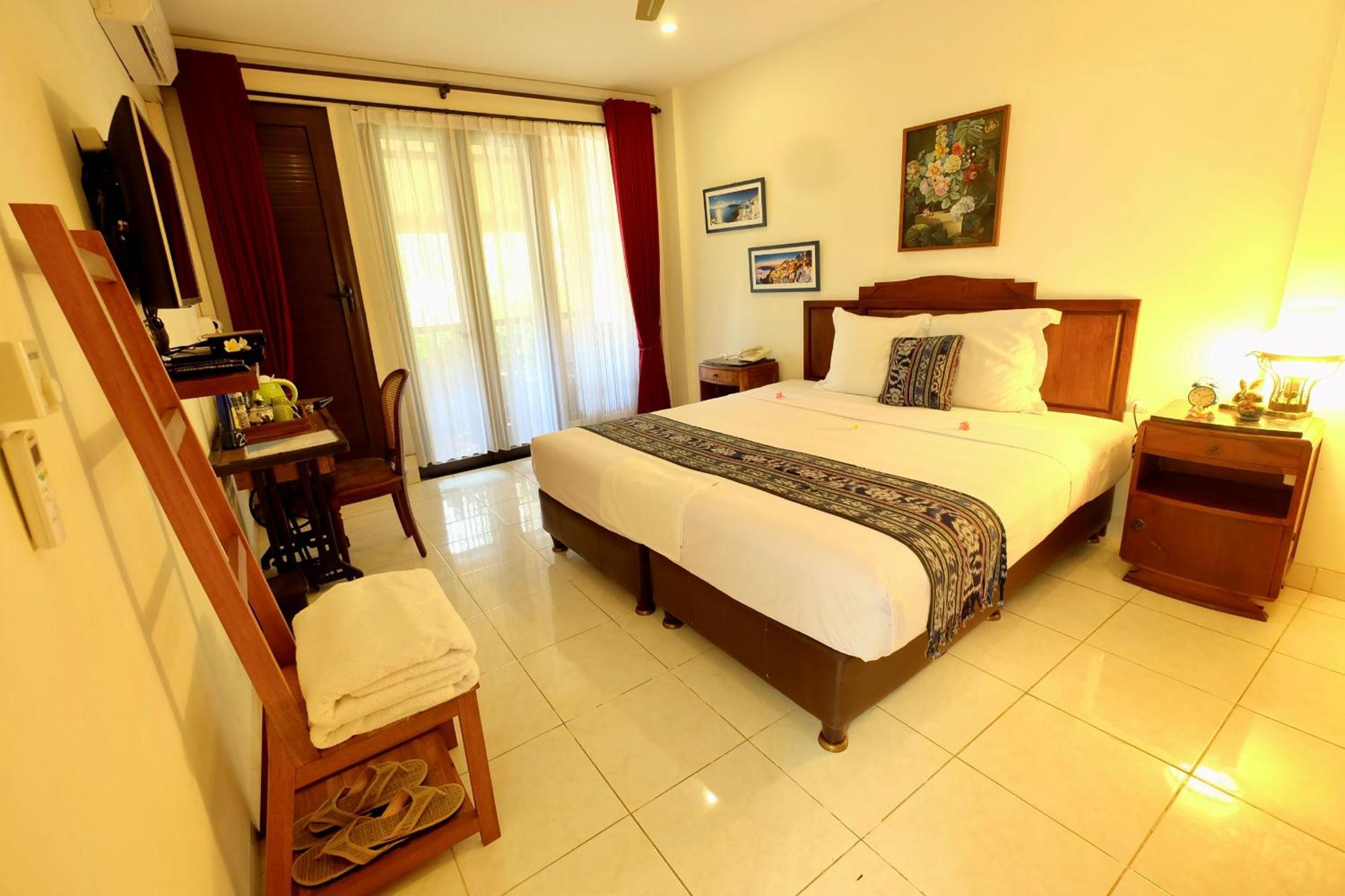 Deluxe Double Room with Balcony