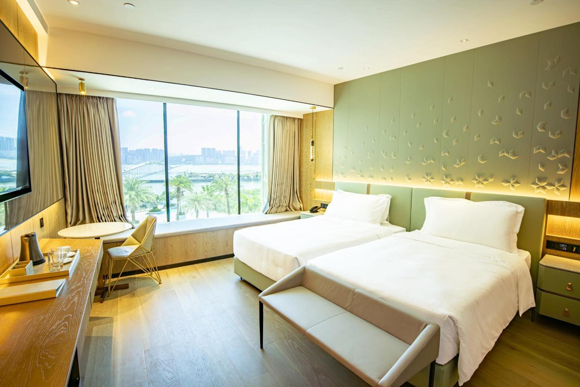 Twin Room with Lake View photo 1