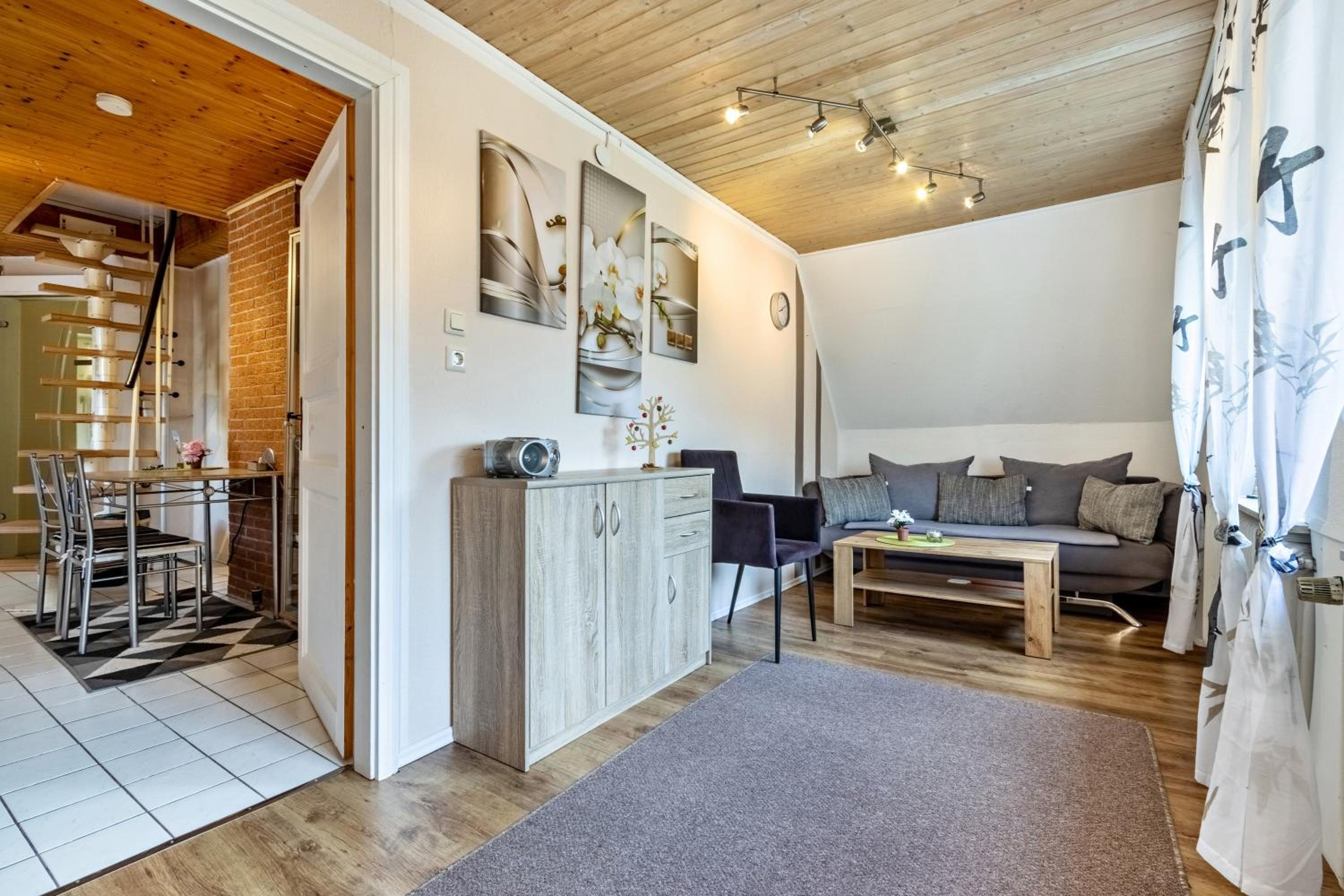 One-Bedroom Apartment with Garden photo 1