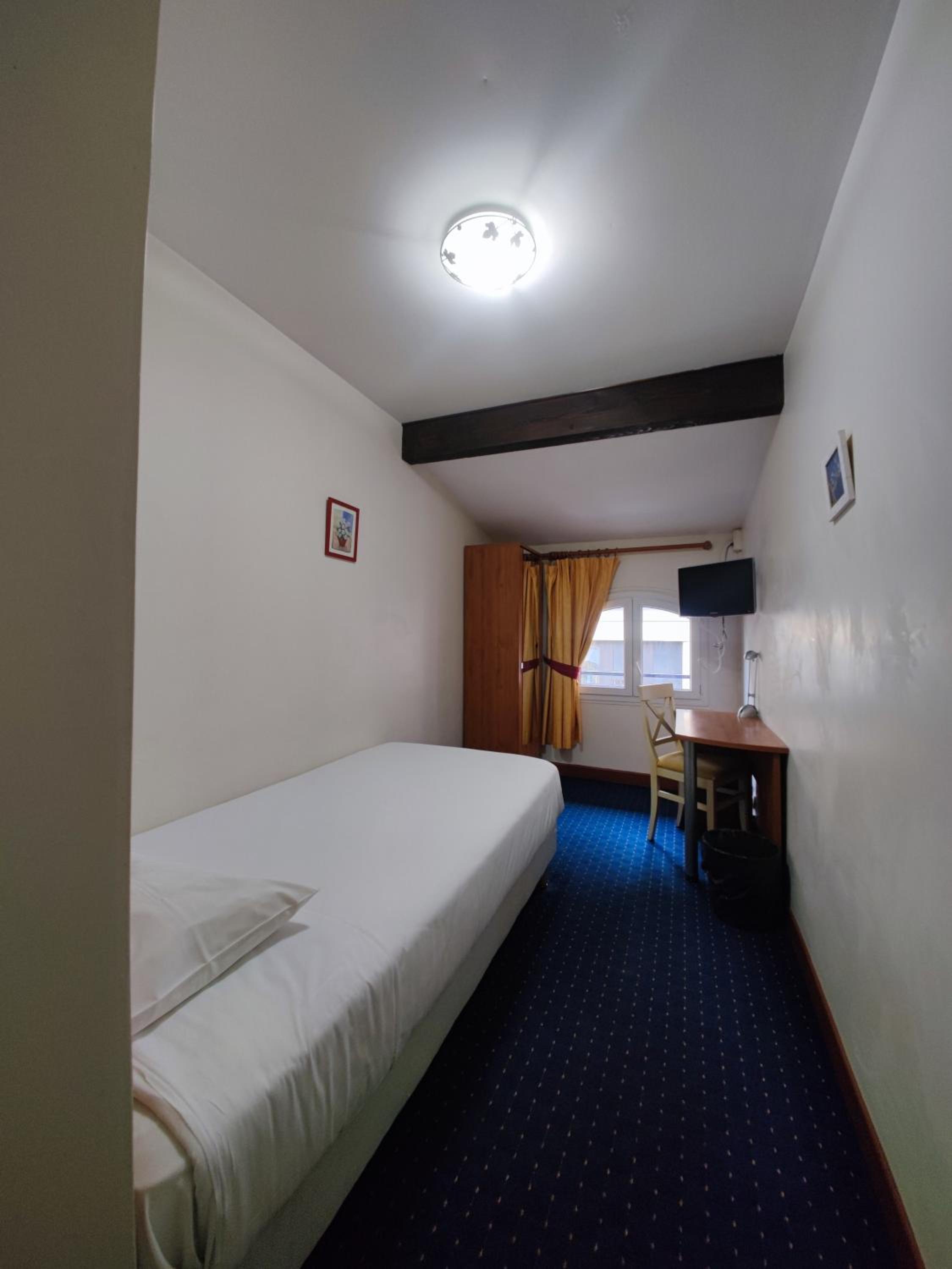 Budget Single Room photo 1