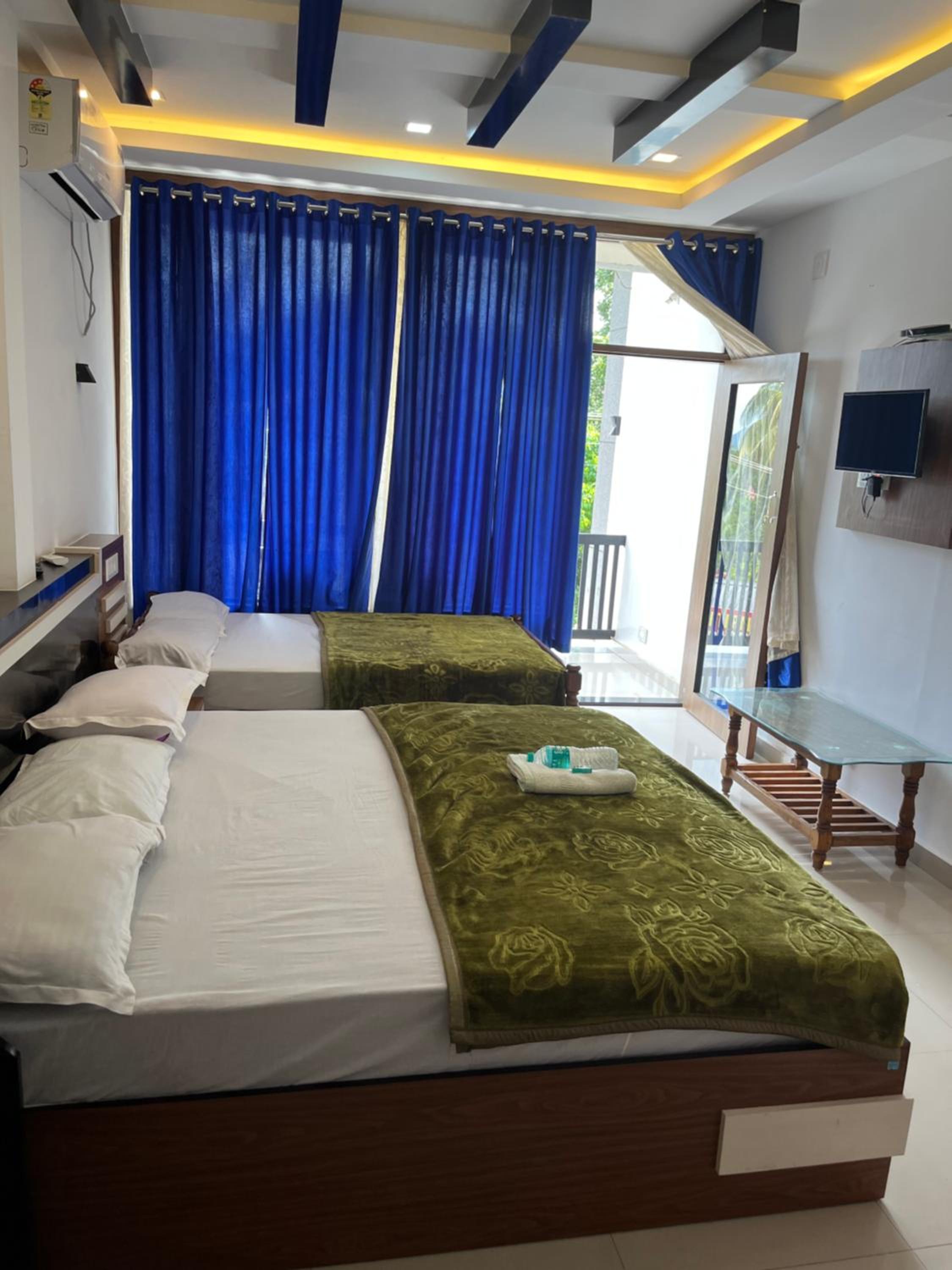Family Suite with Balcony photo 1