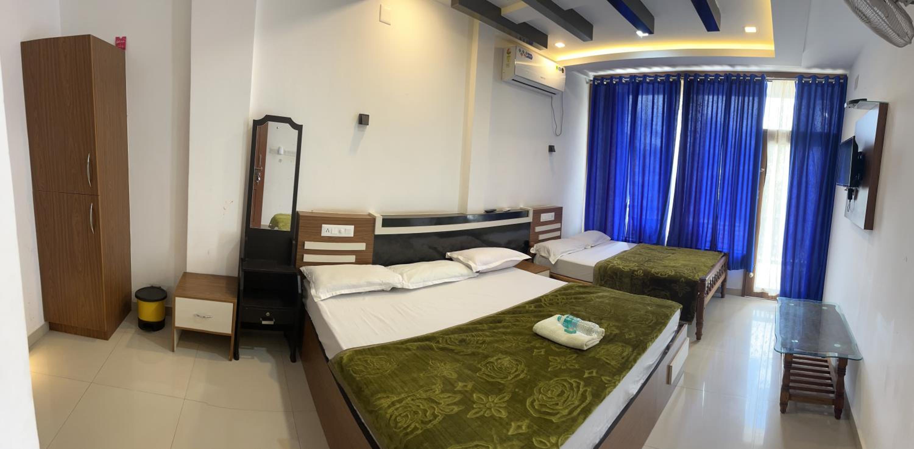 Family Suite with Balcony photo 3