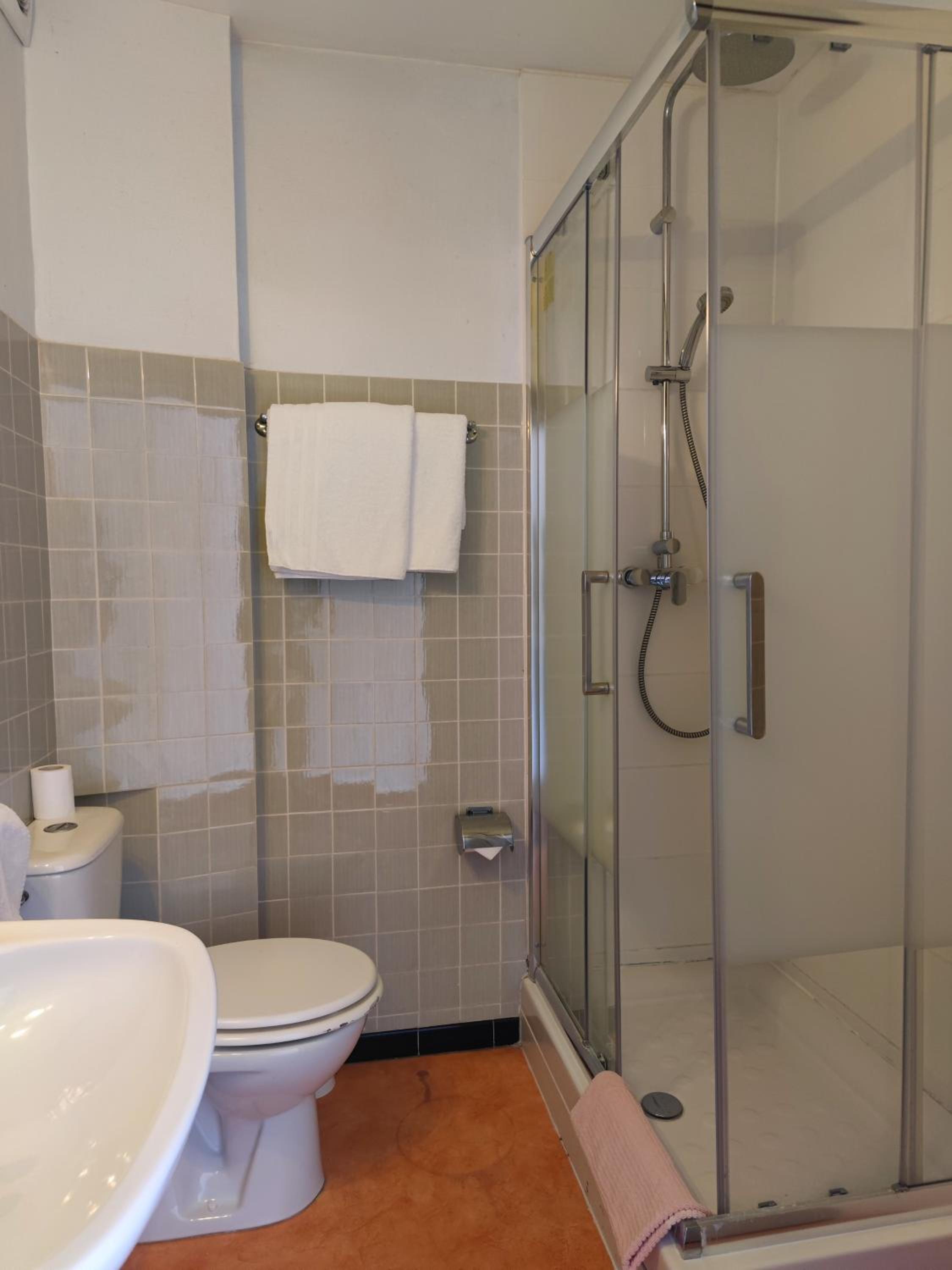 Standard Room - Photo 3