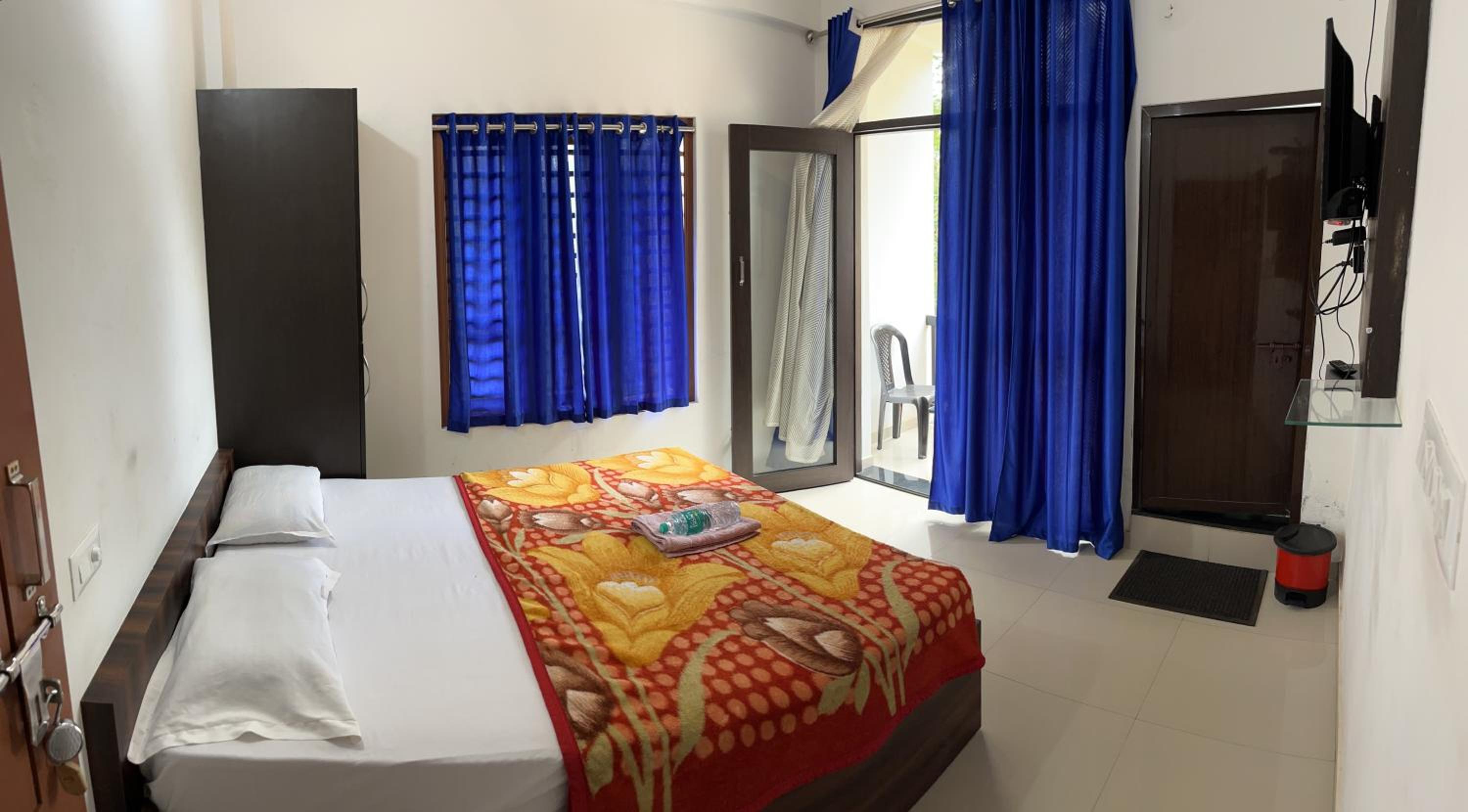 Deluxe Double Room with Balcony photo 1