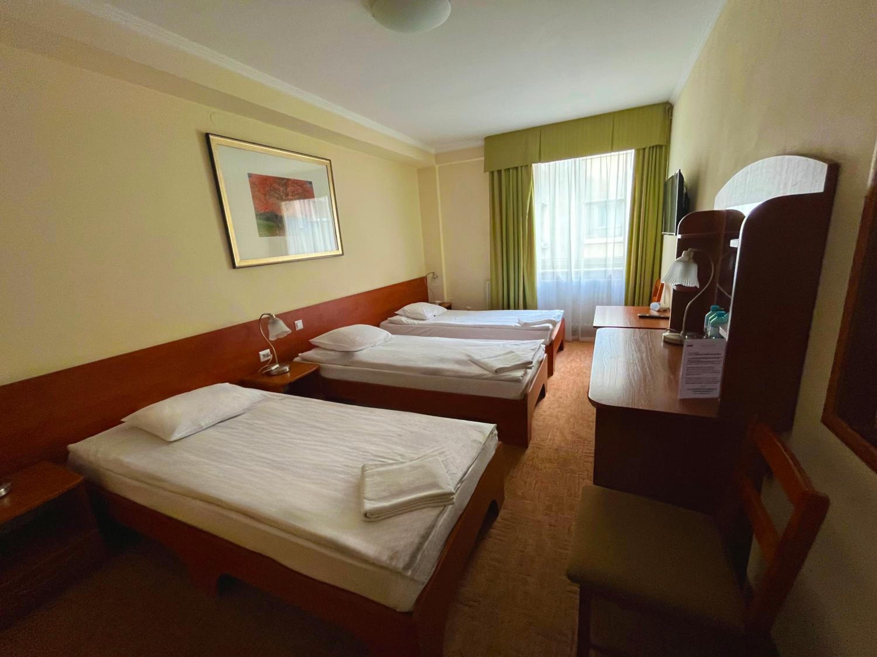 Triple Room photo 2