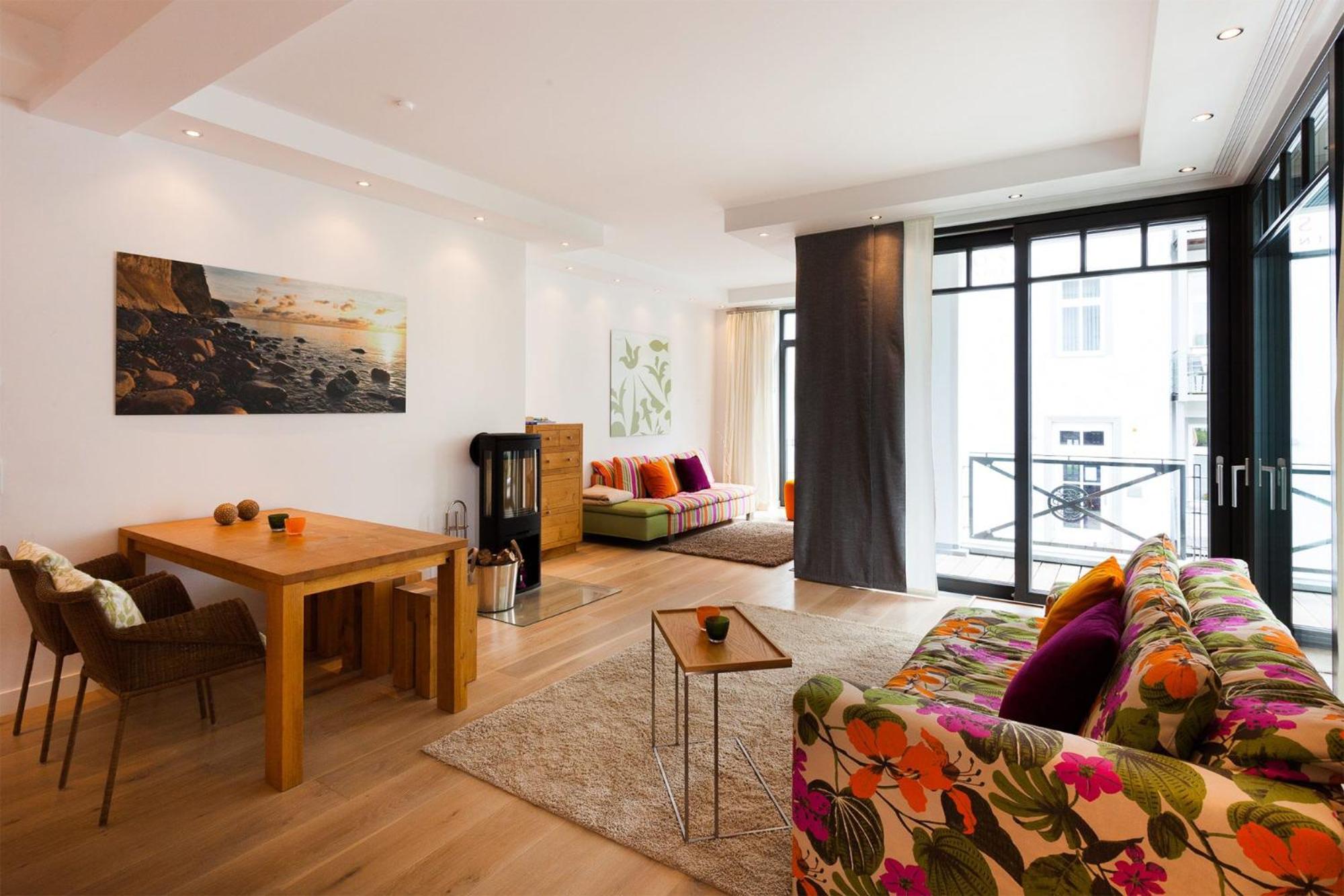 Apartment photo 1