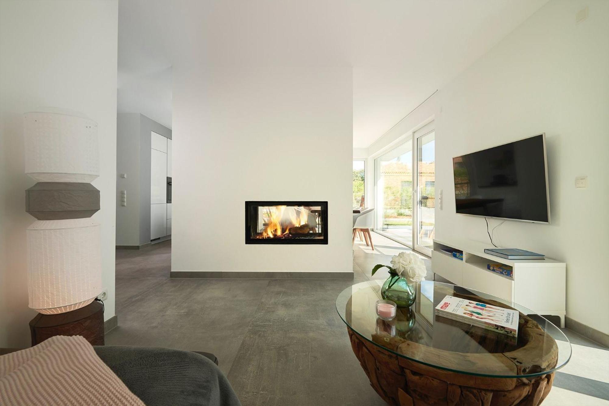 Four-Bedroom House photo 1