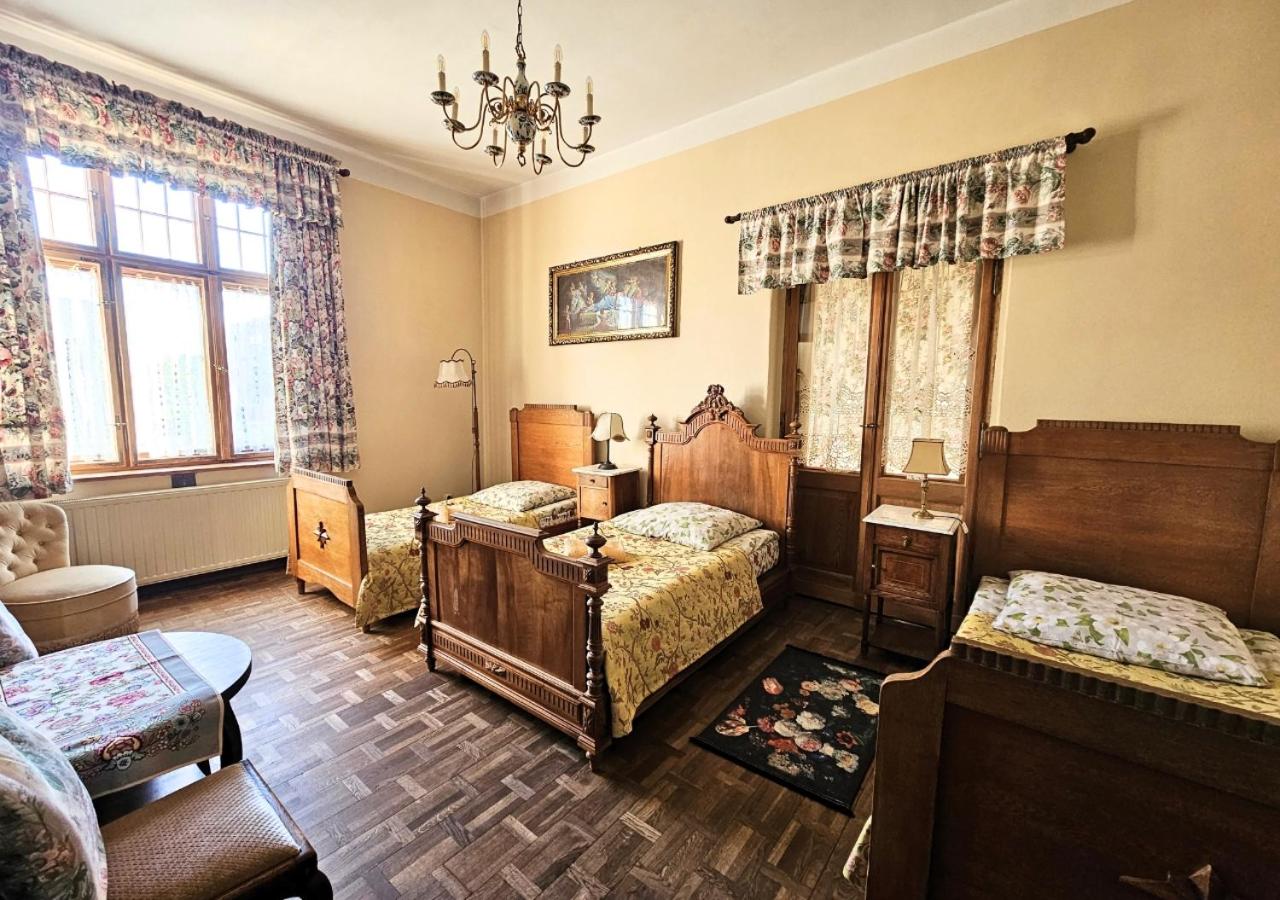 Triple Room with Private Bathroom