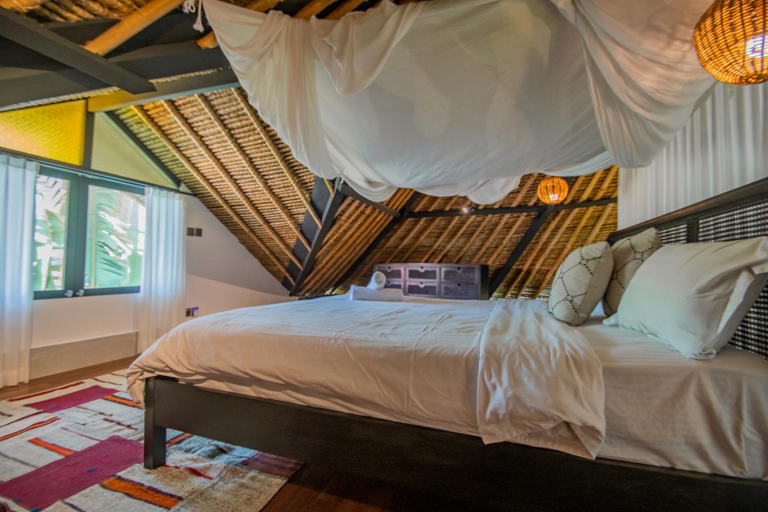 Two-Bedroom Villa - Photo 4