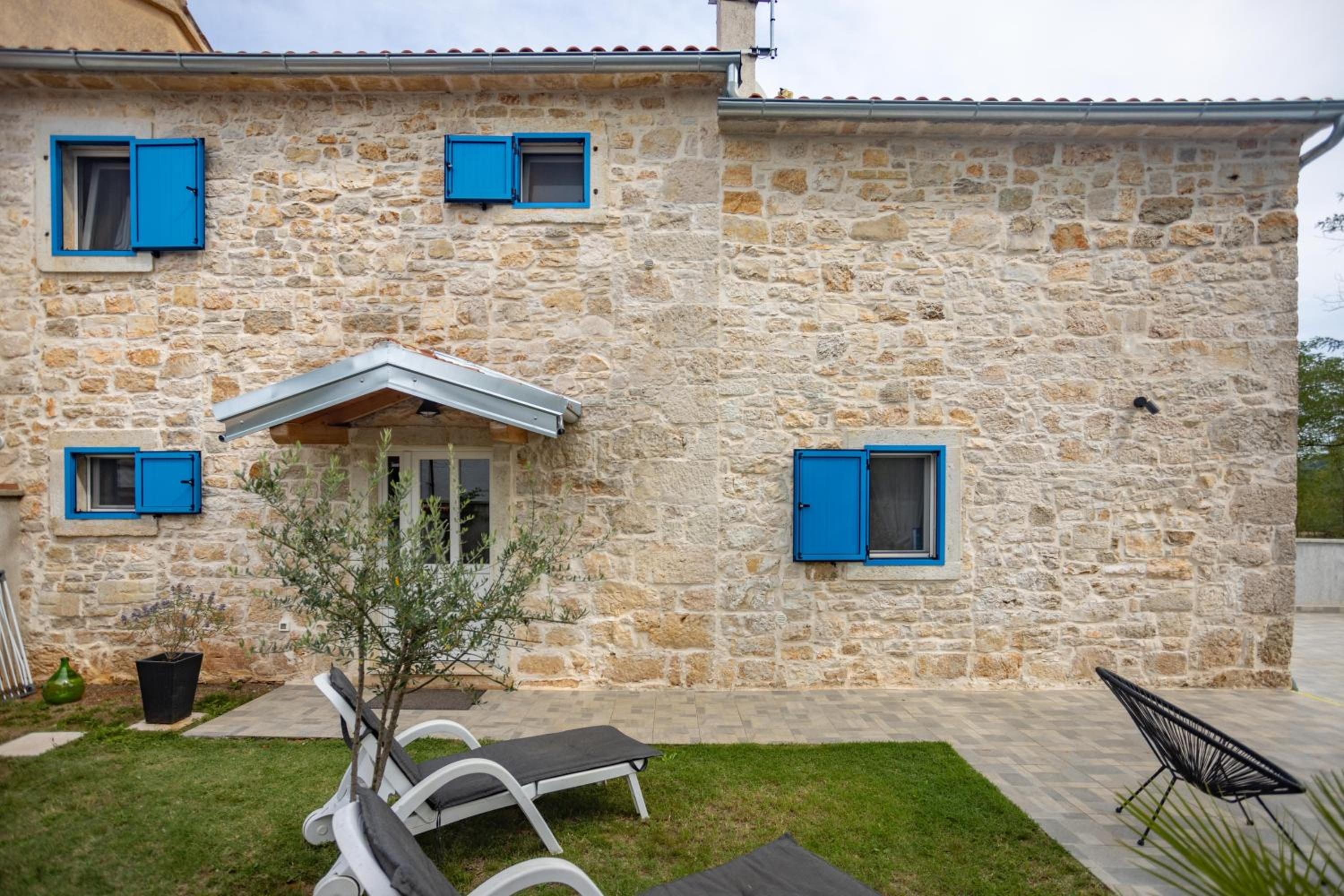 Villa with Private Pool photo 1