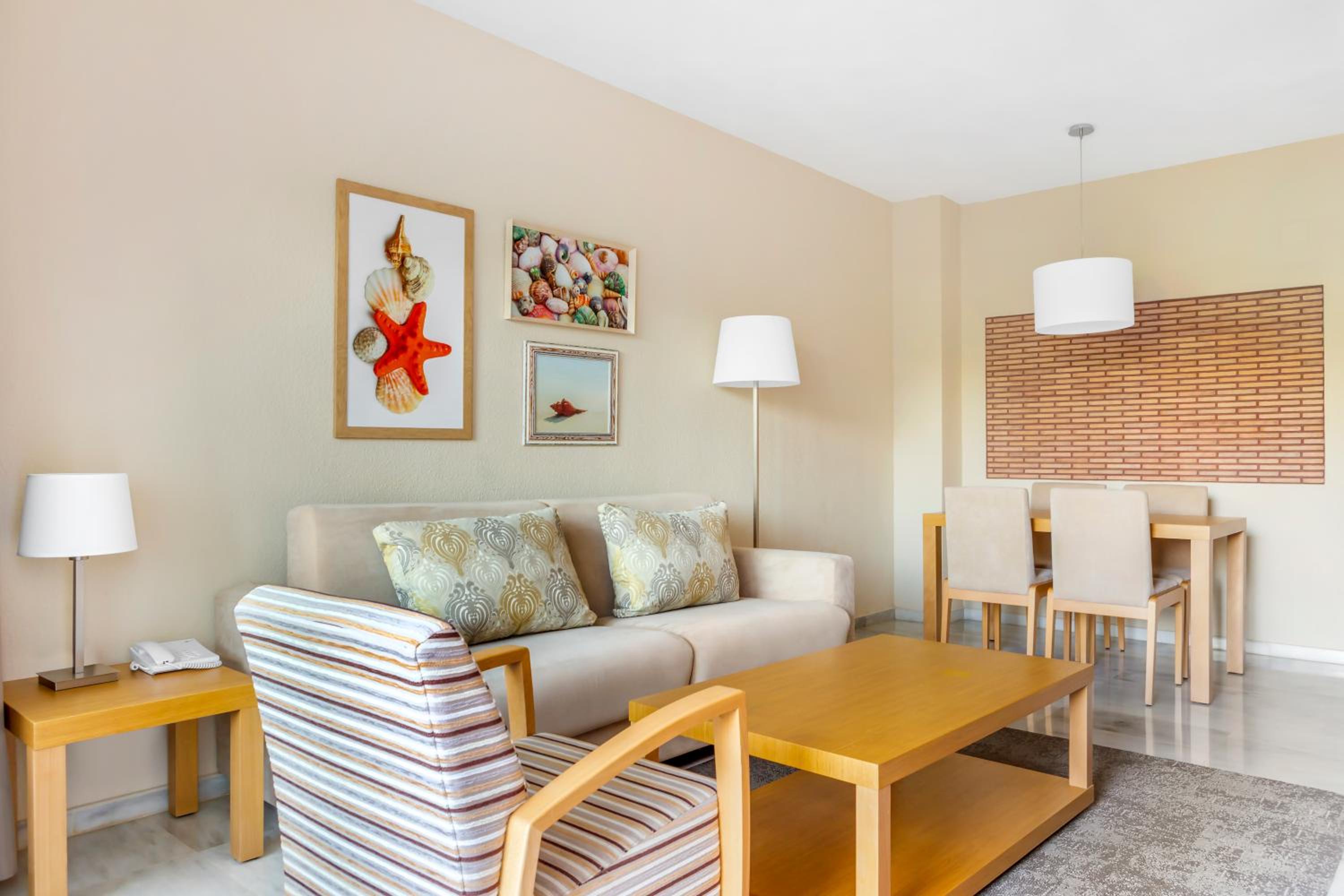 One-Bedroom Apartment - Photo 1