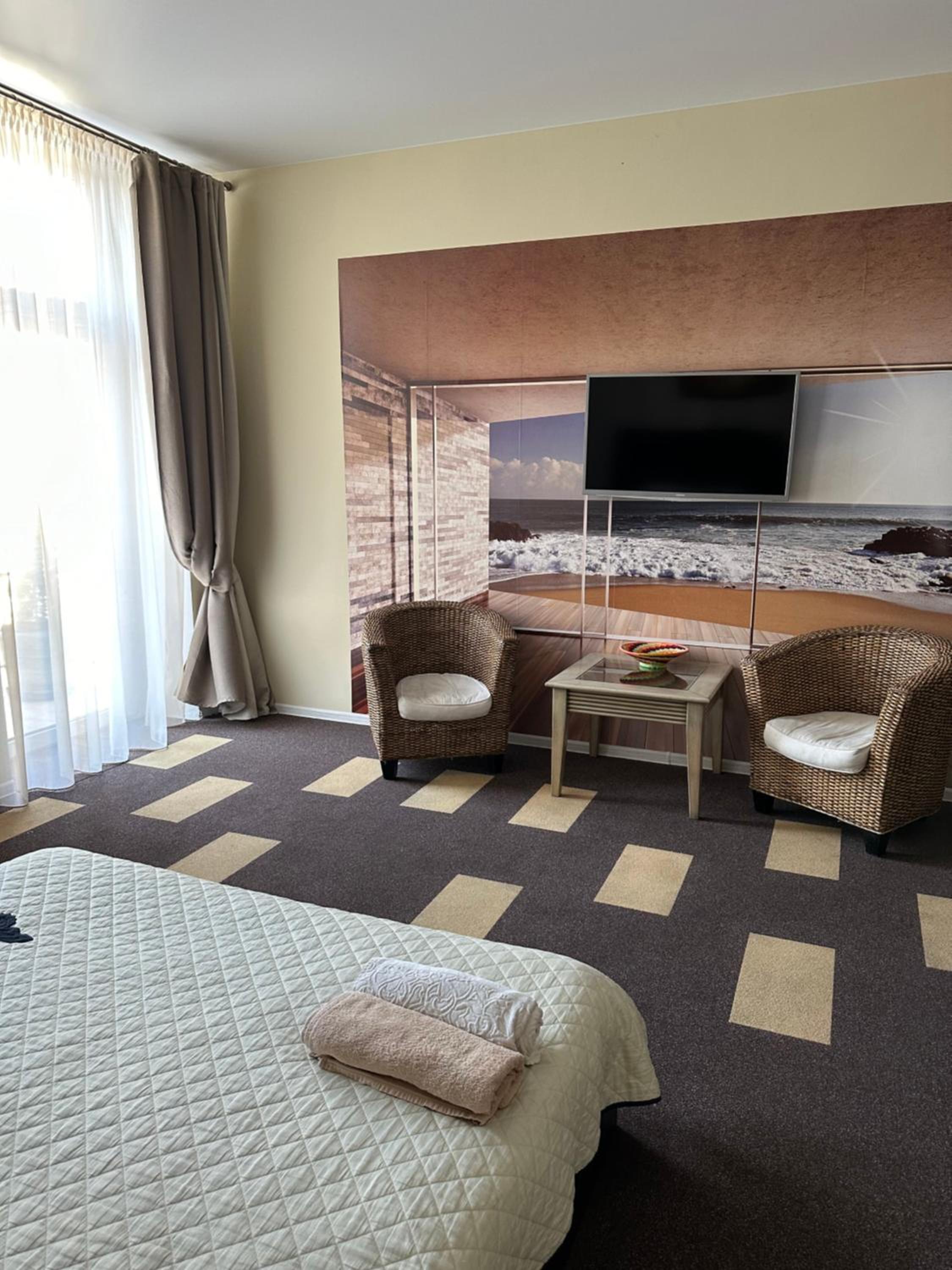 Quadruple Room with Balcony and Kitchenette - Photo 4