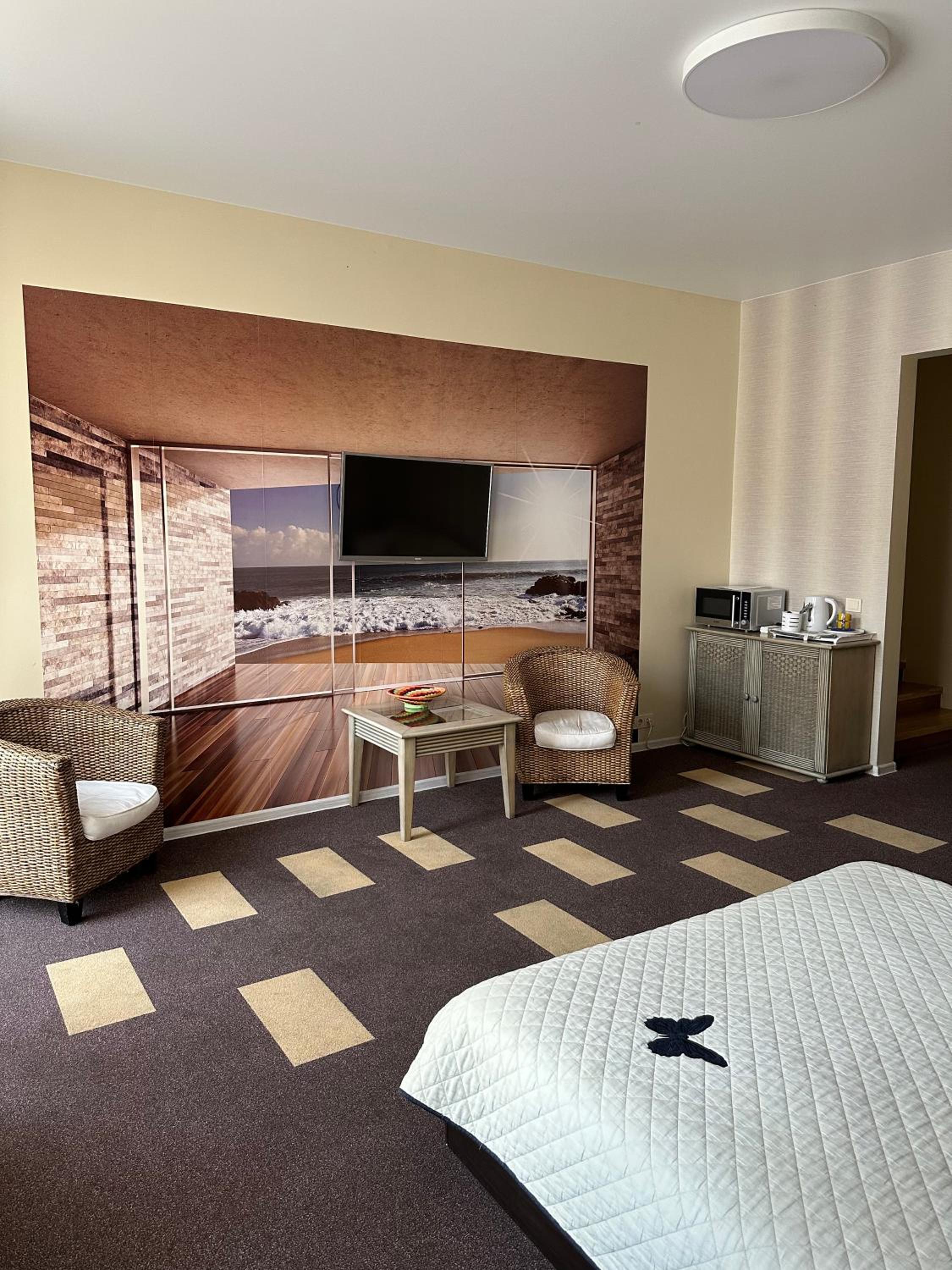 Quadruple Room with Balcony and Kitchenette - Photo 6