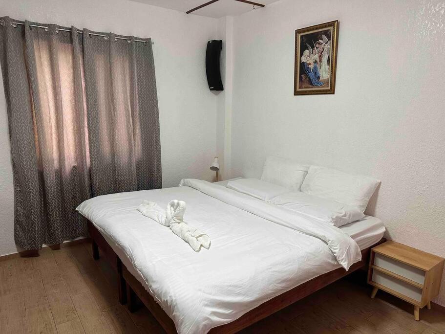 Three-Bedroom Apartment photo 1