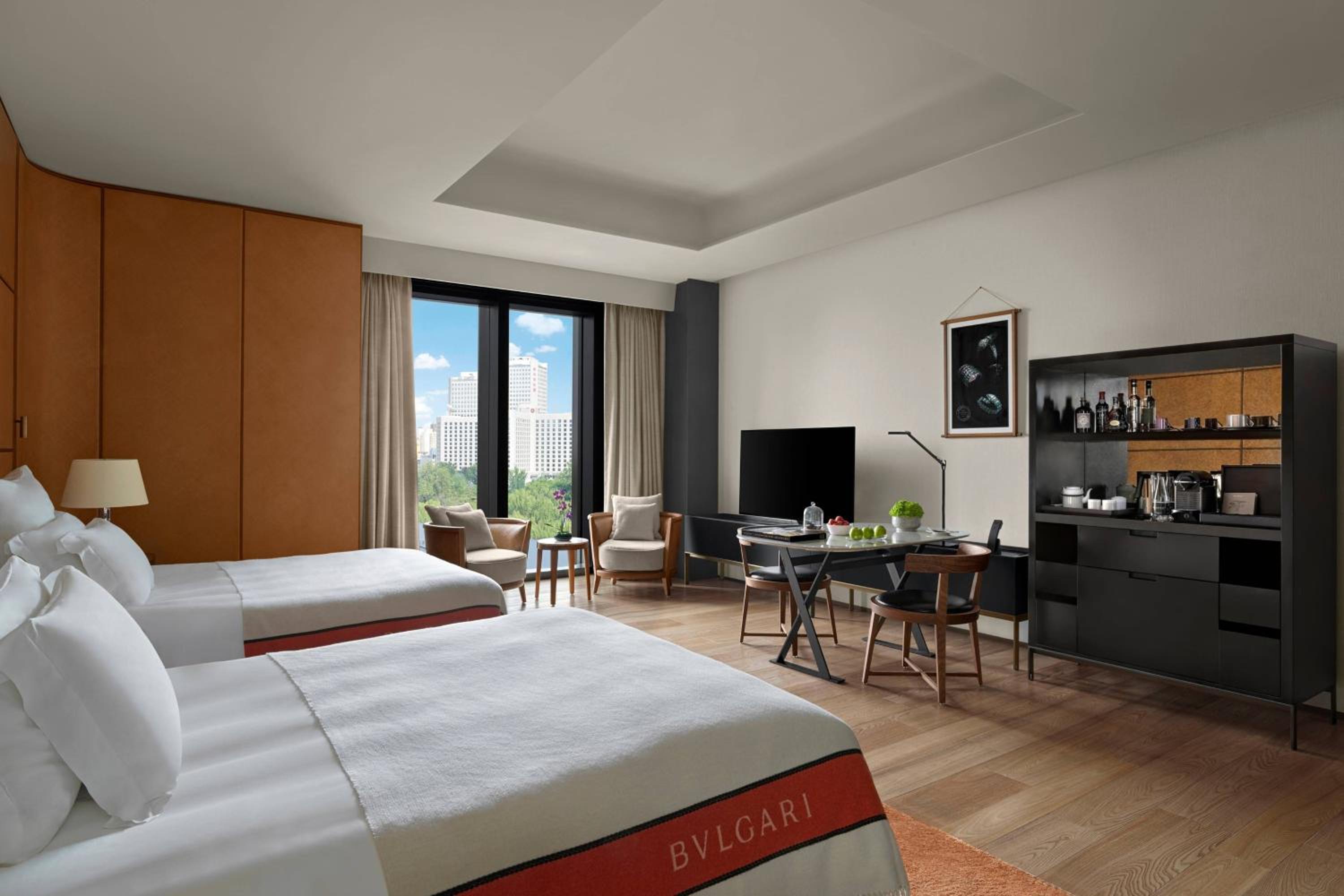  Superior Room with Two Double Beds and  City View (Free Mini-bar soft drinks & beers + 1.9 mi pick-up or drop-off service + 4.6 feet wide double beds) photo 1