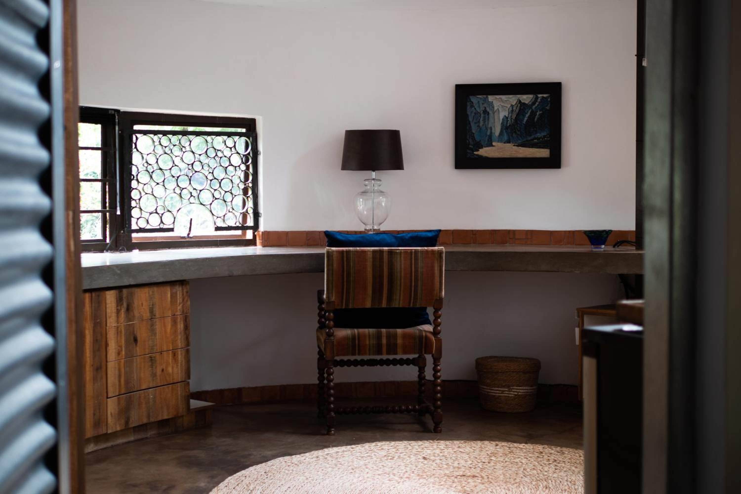 Deluxe Double or Twin Room - Photo 8