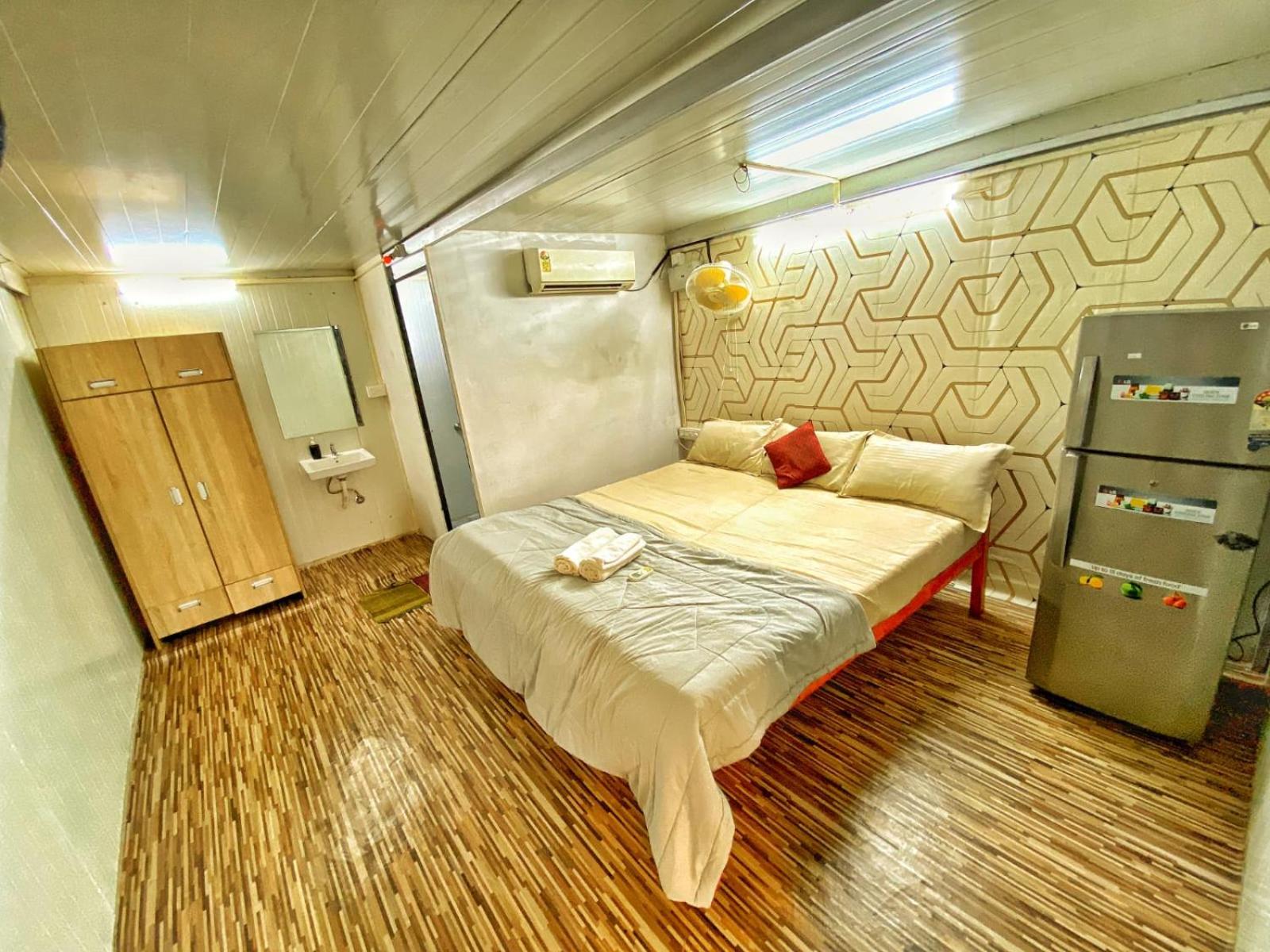 Three-Bedroom Villa photo 3