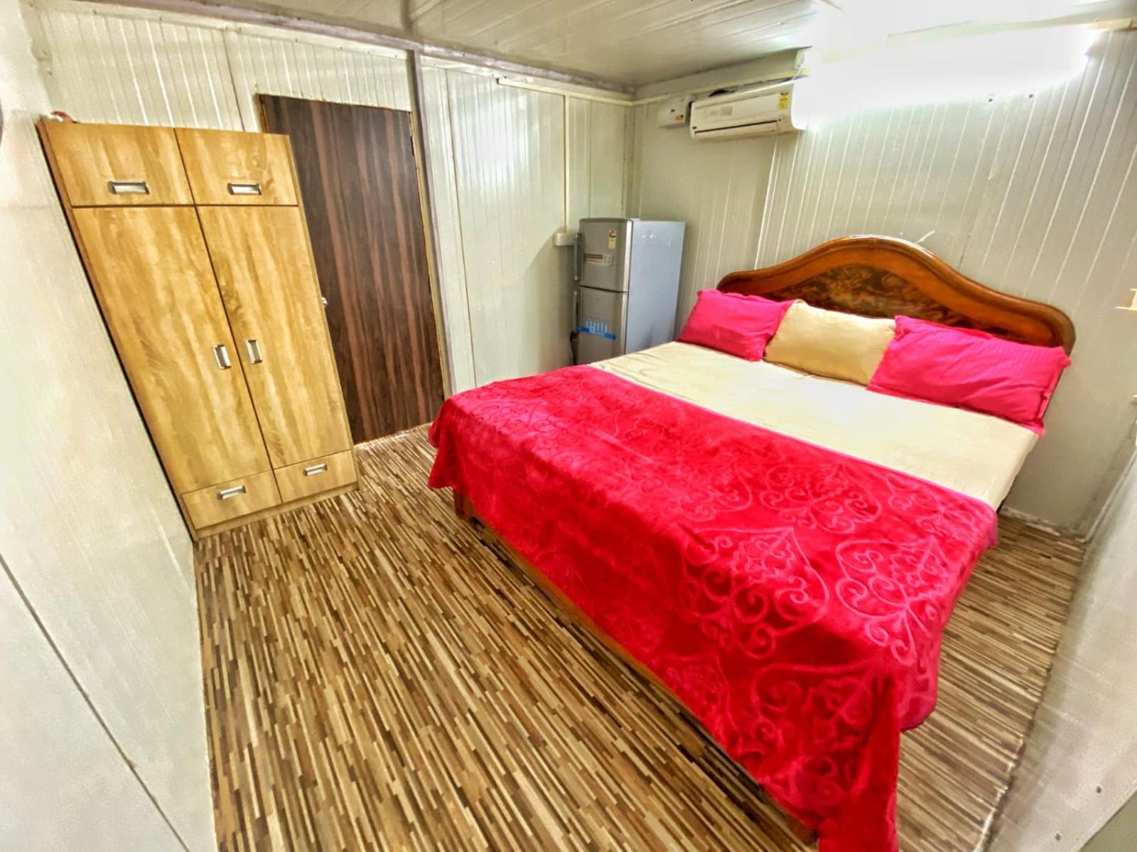 Three-Bedroom Villa photo 2