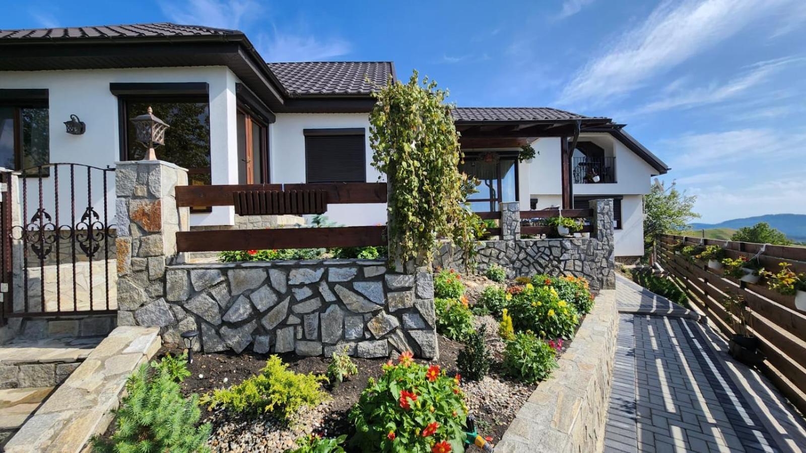 Two-Bedroom Chalet photo 2