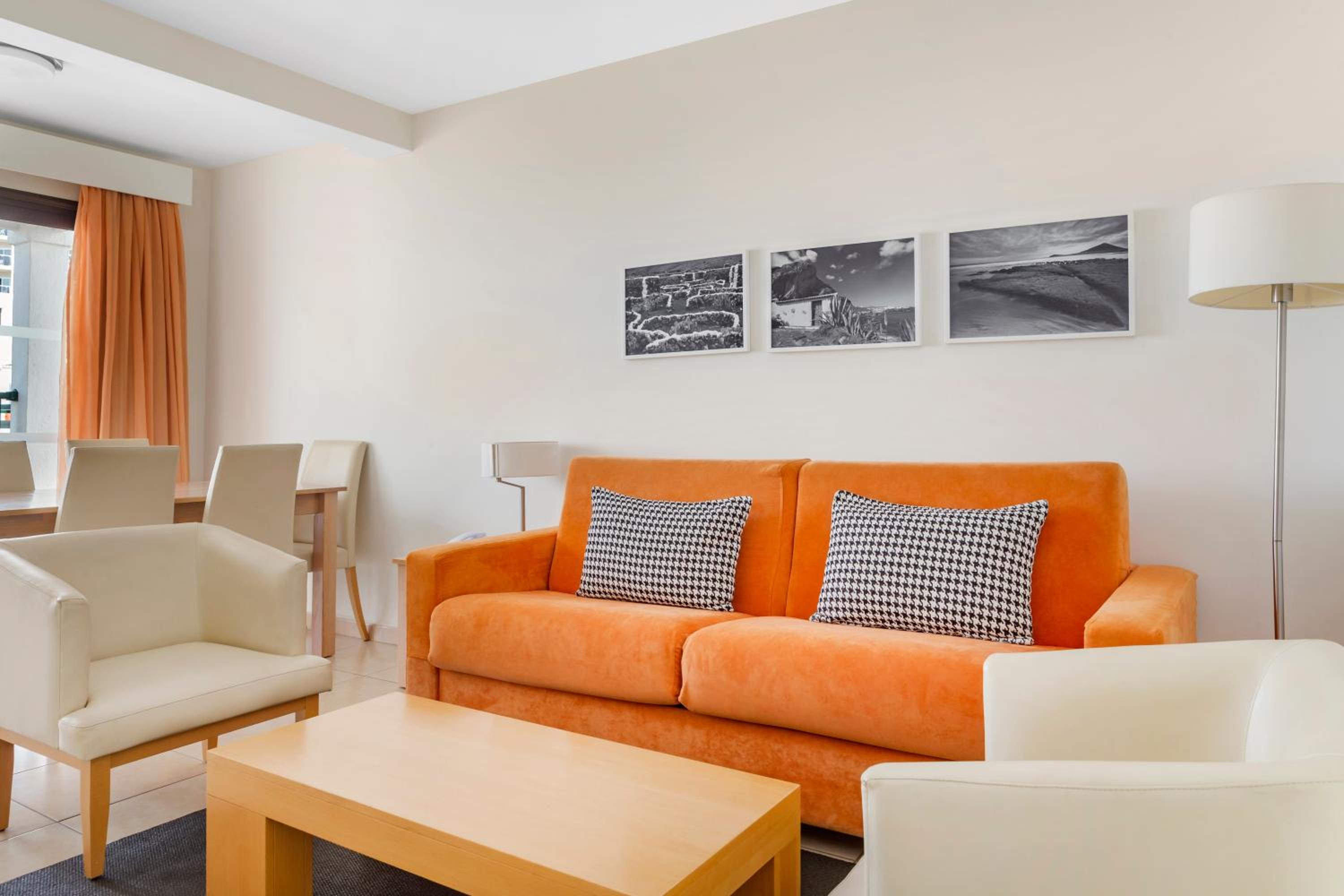 Two Bedroom Apartment (Non Smoking) photo 3