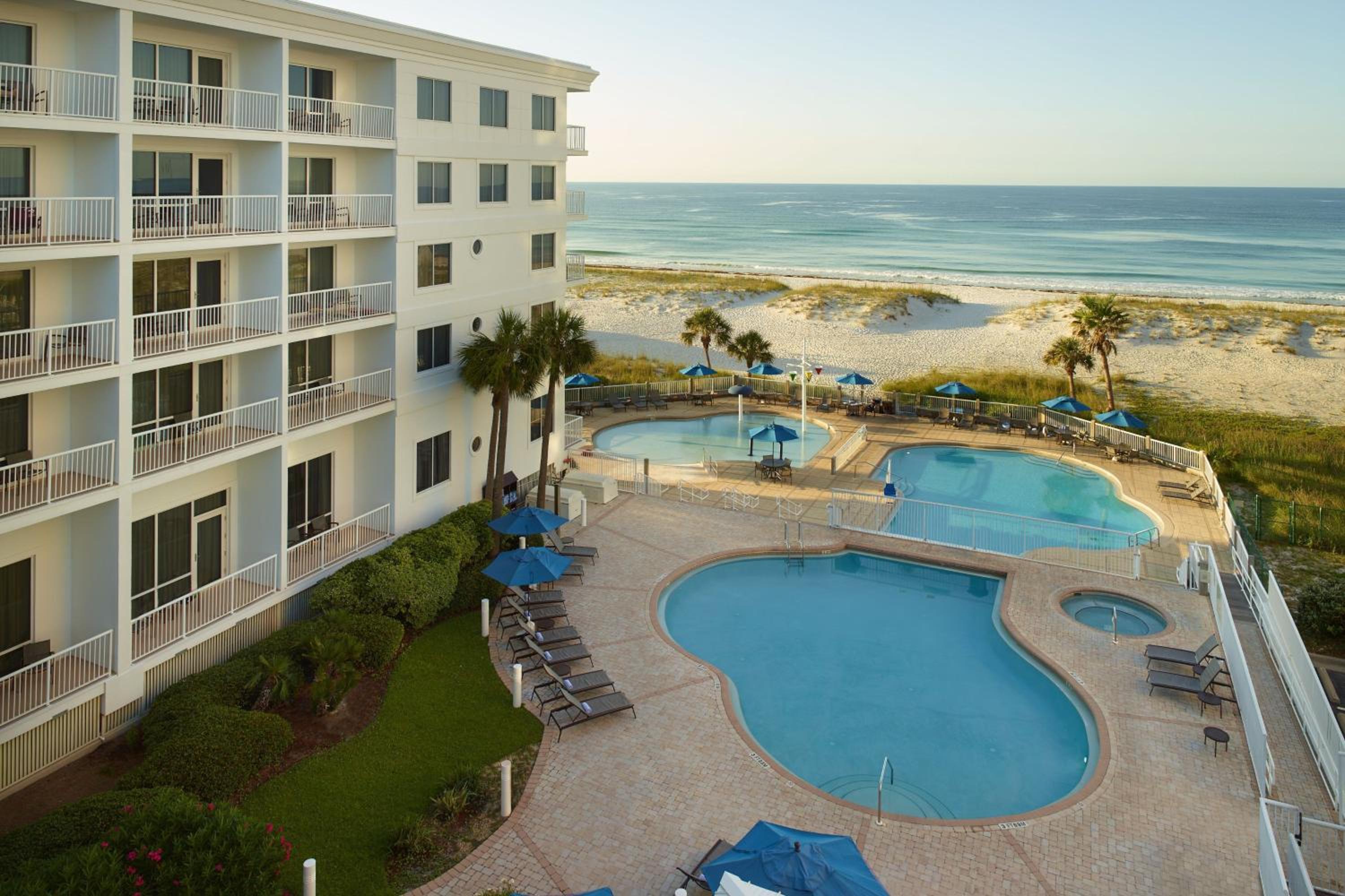 King Studio with Balcony - Gulf View - Photo 8