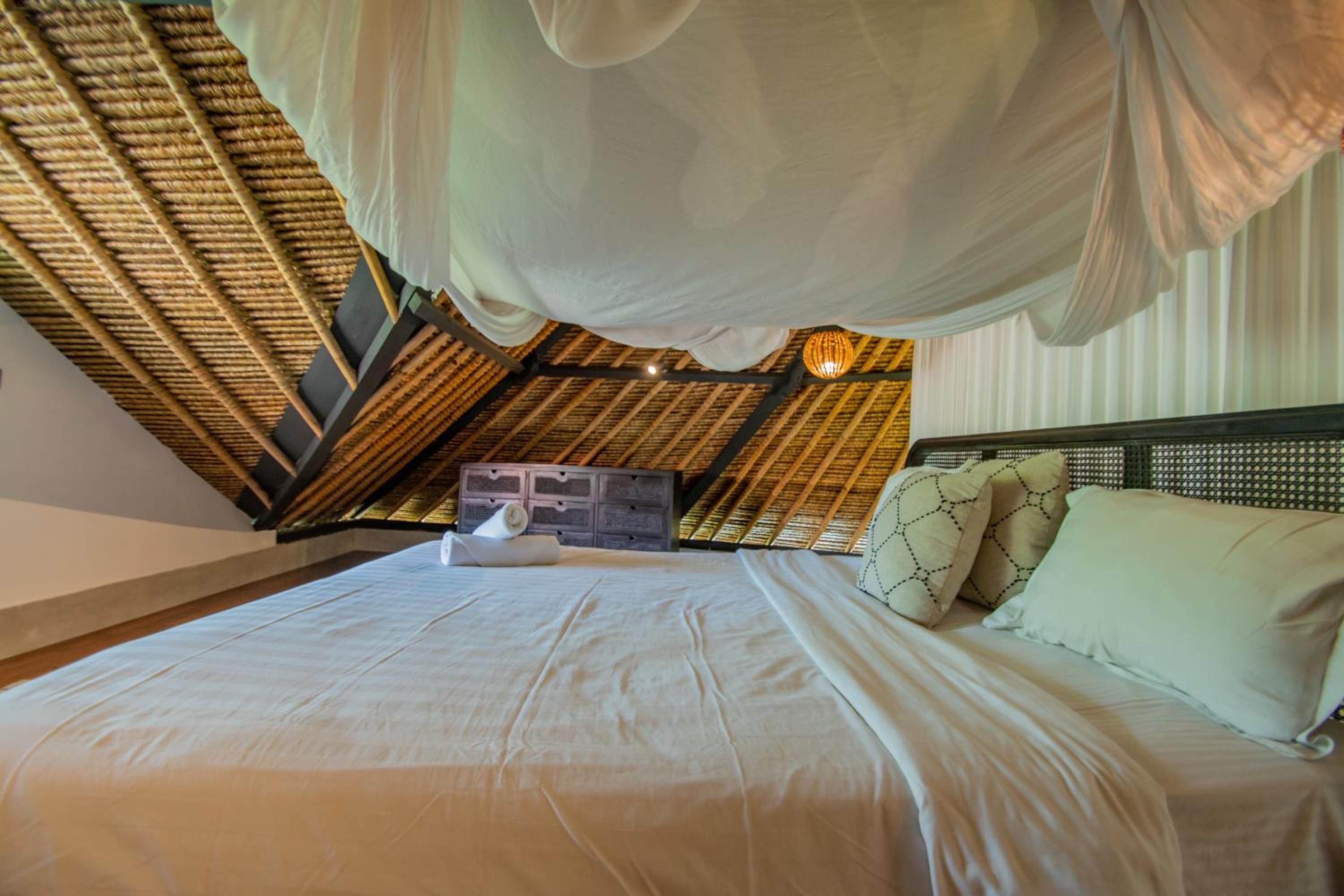Two-Bedroom Villa - Photo 8