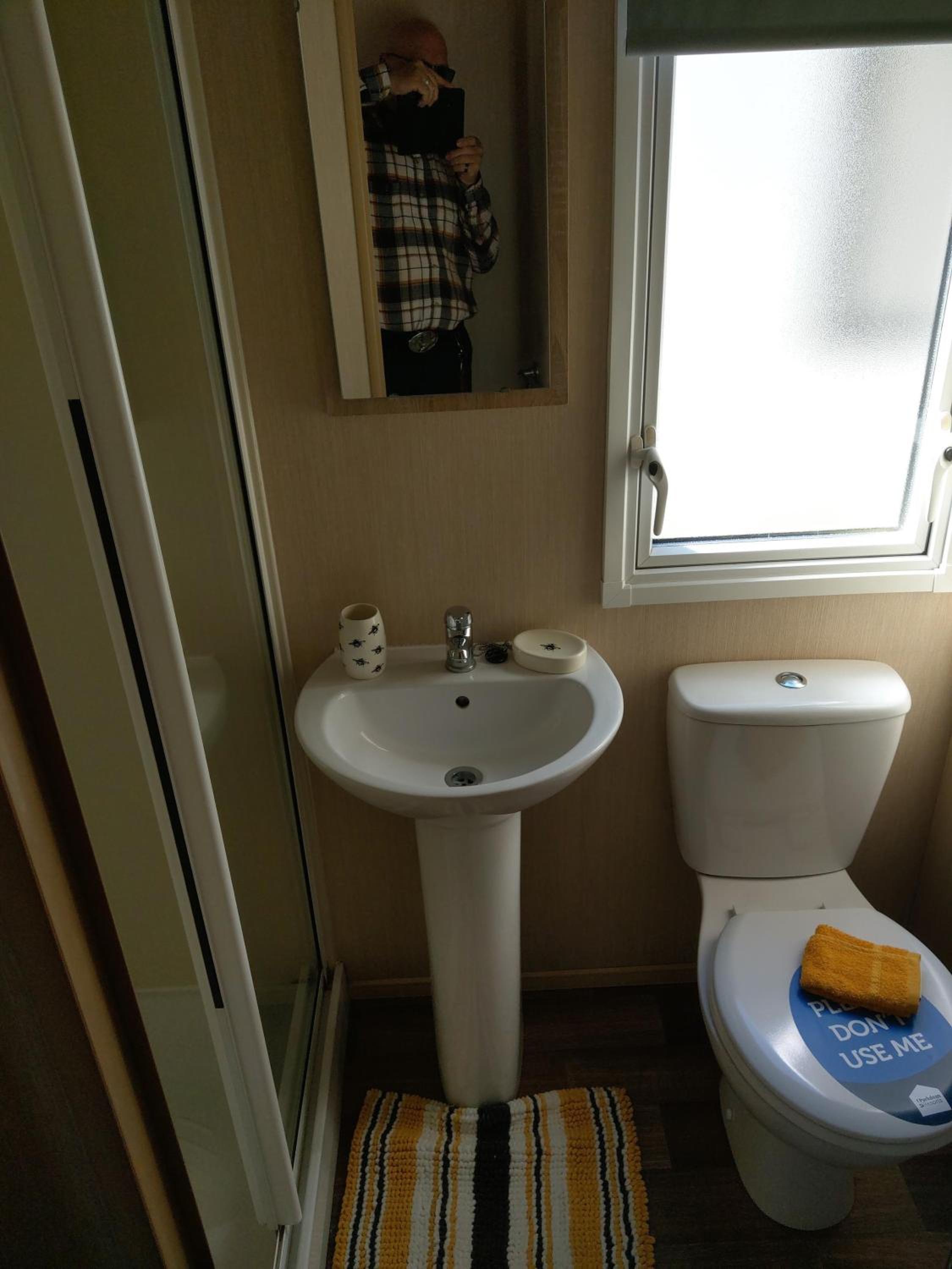 Mobile Home photo 2