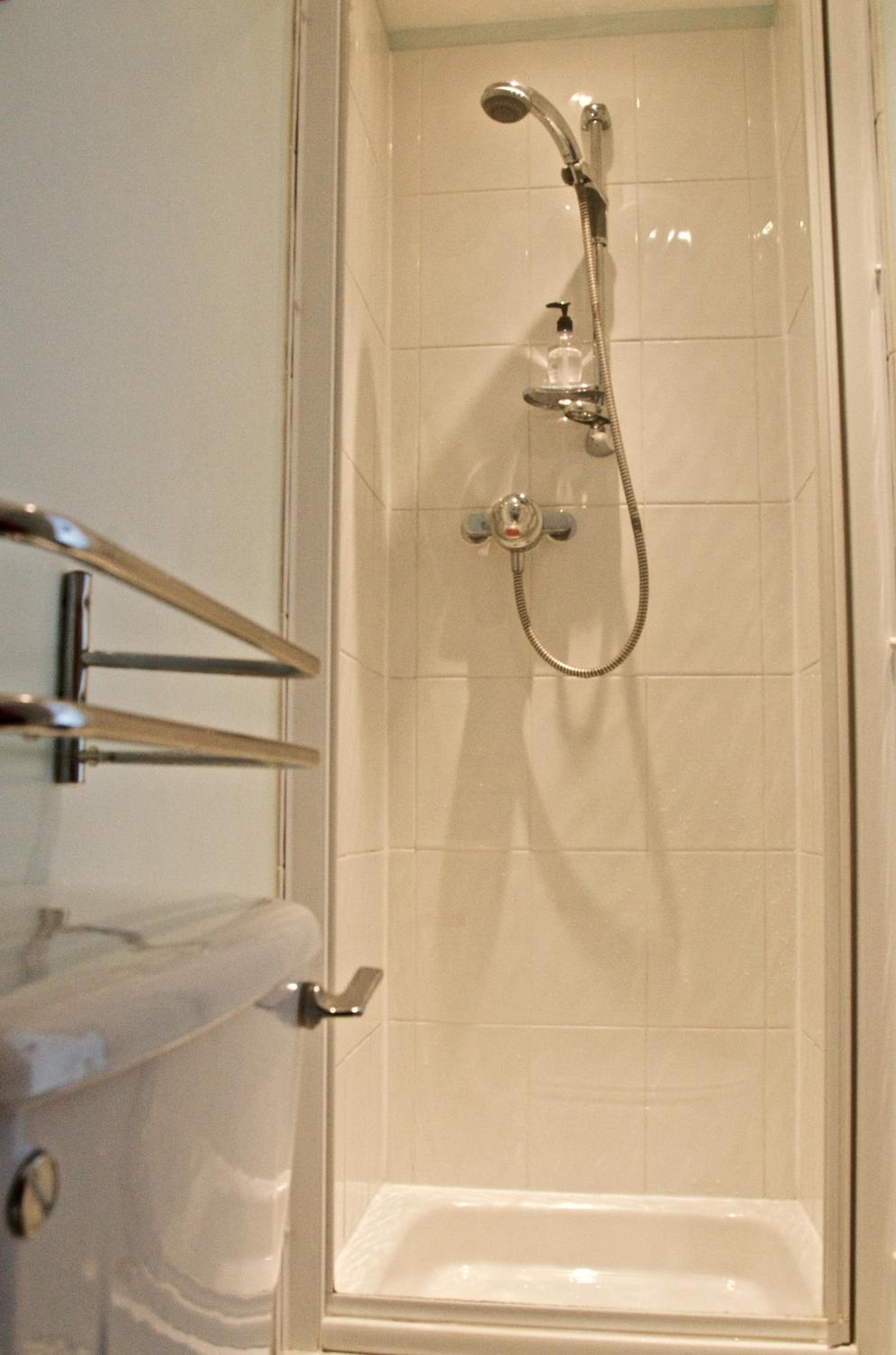 Double Room with Private Bathroom photo 2