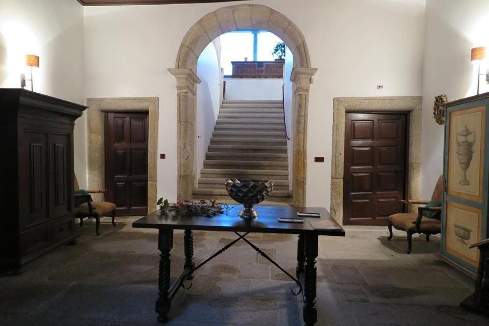 Queen Room photo 2