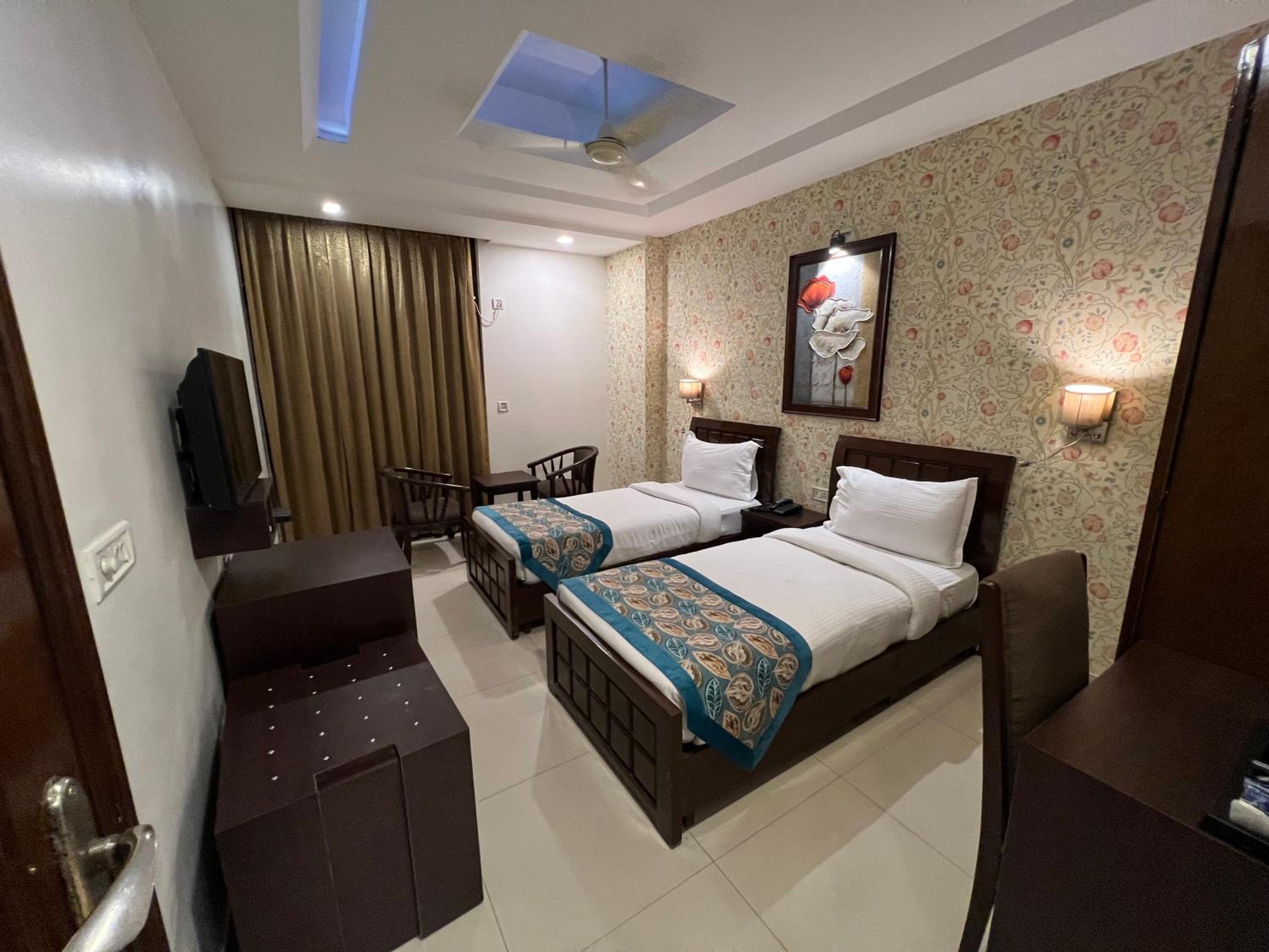 Deluxe Double Room - Photo 5