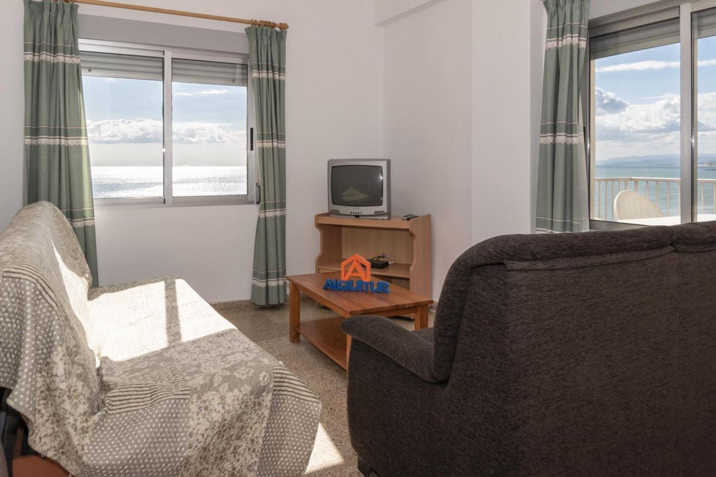 Apartamento con vista al mar