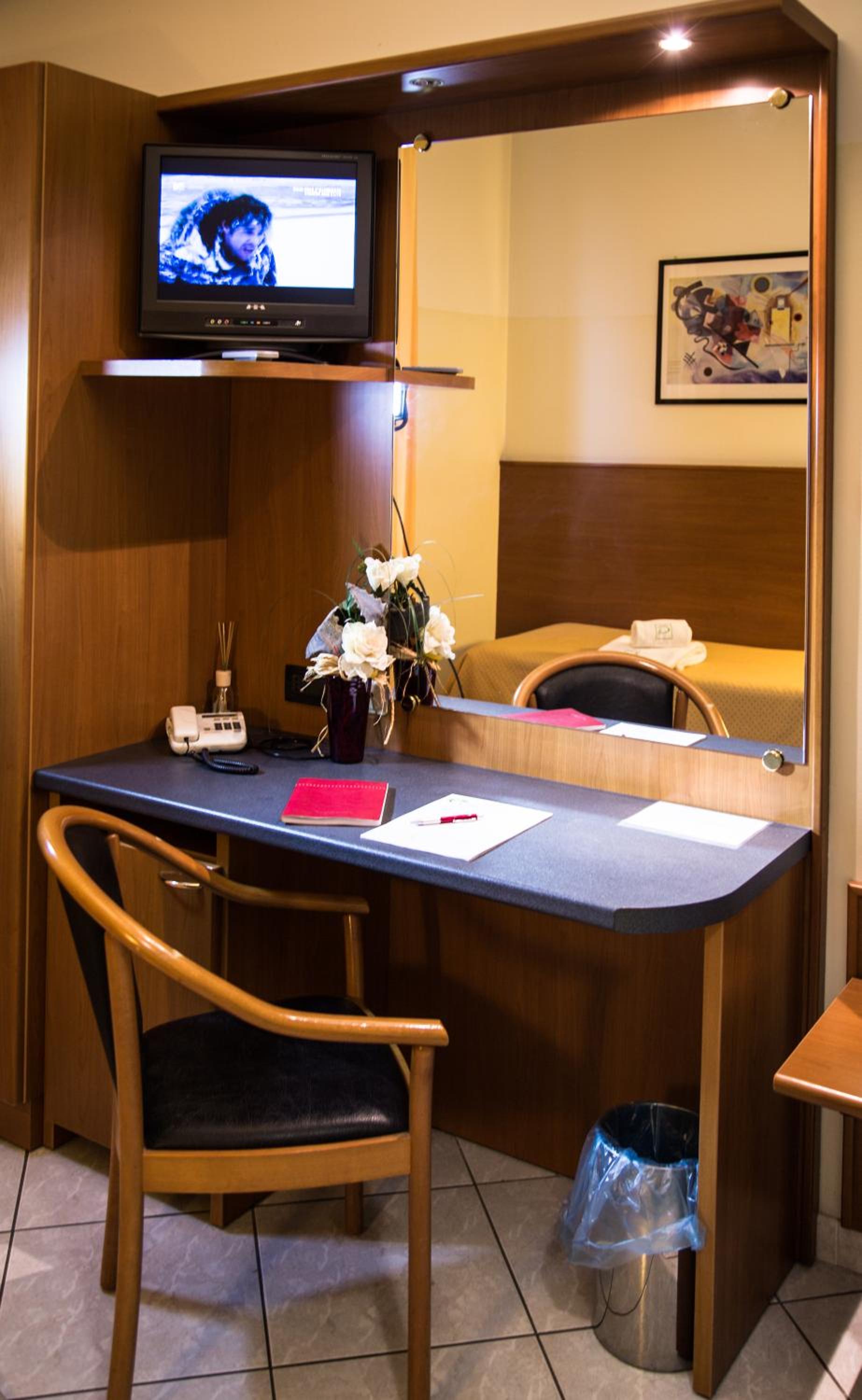 Economy Single Room photo 3