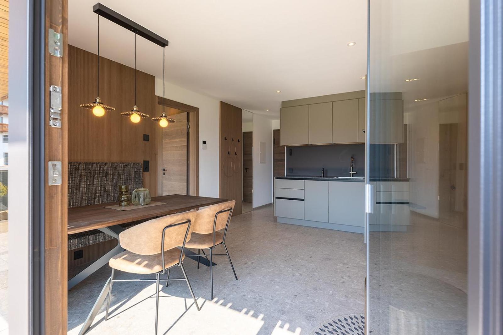 Apartment with Terrace photo 3